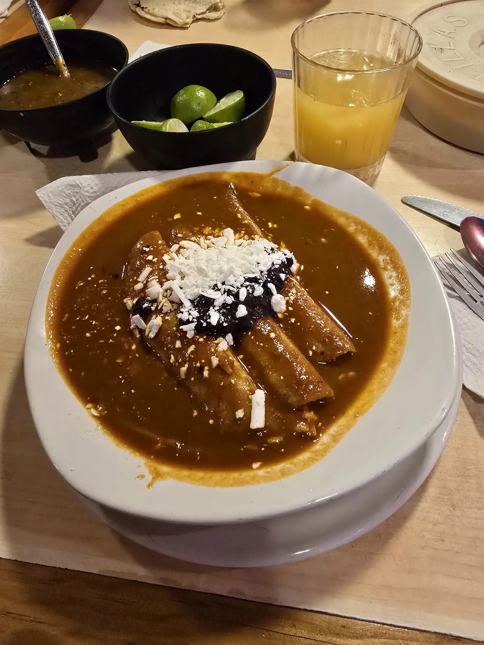 EL Sazón image 3
