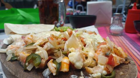 Los Tacos image 7