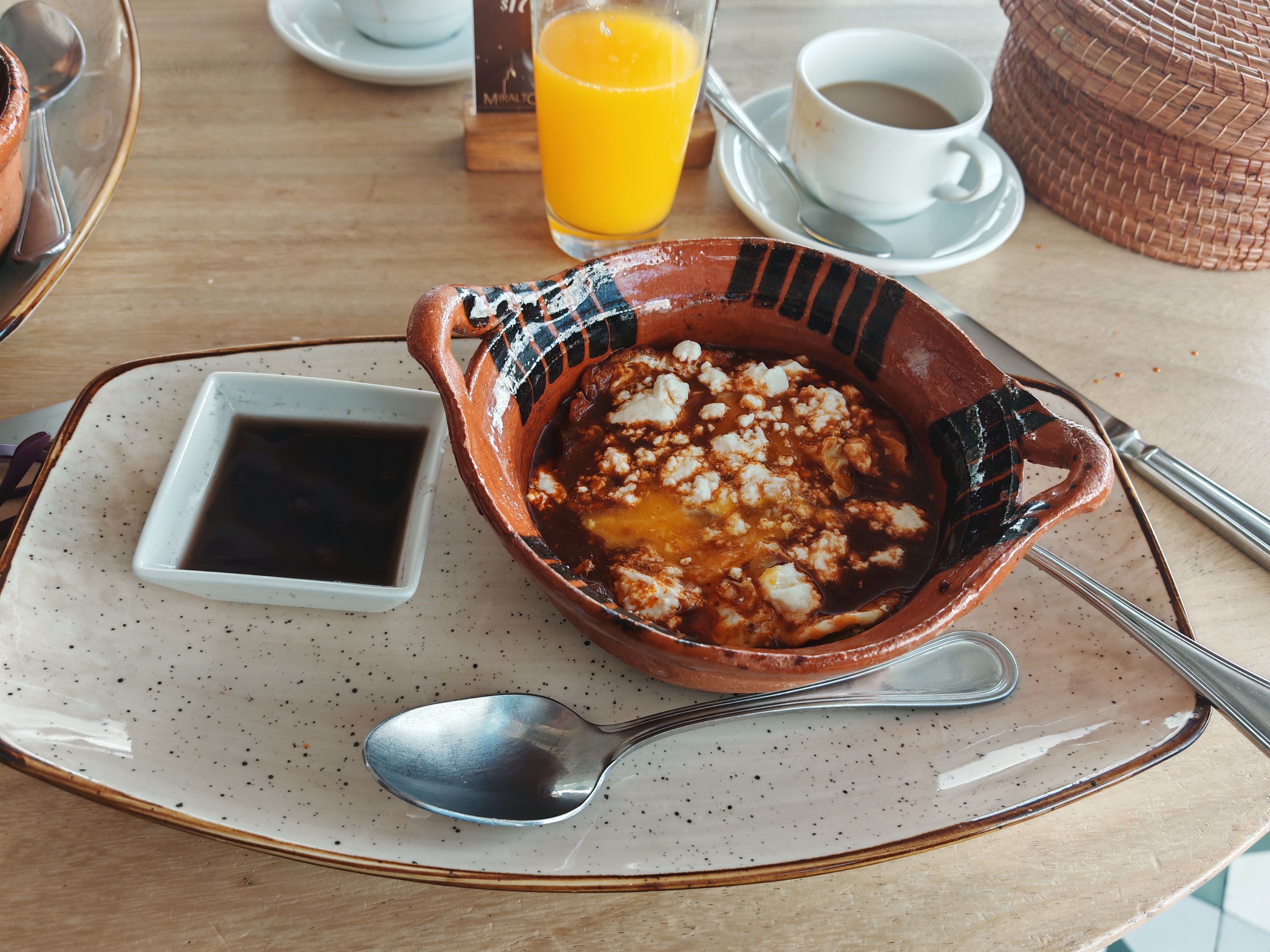 Miralto Restaurante image 5