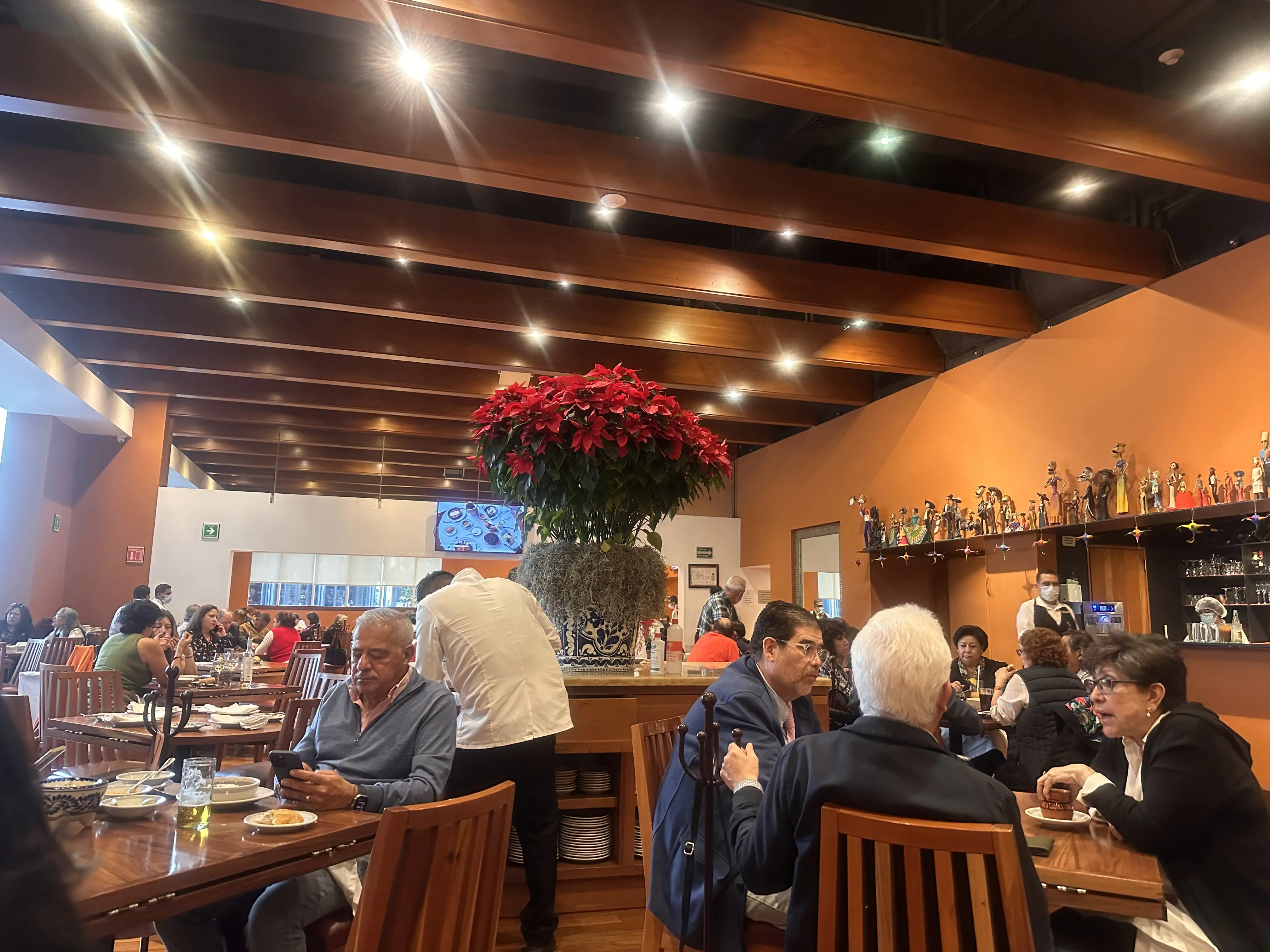 El Cardenal Alameda image 9