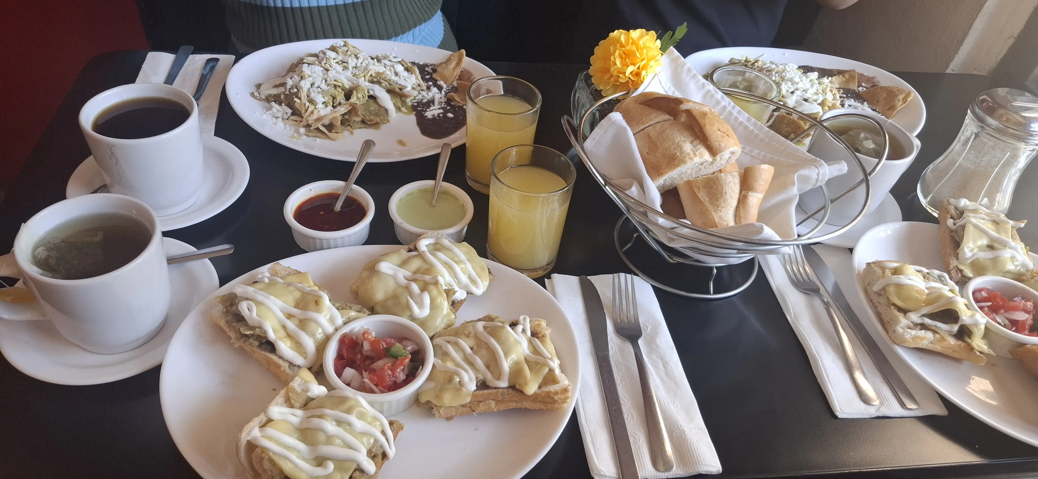 Santo Domingo Restaurant image 2