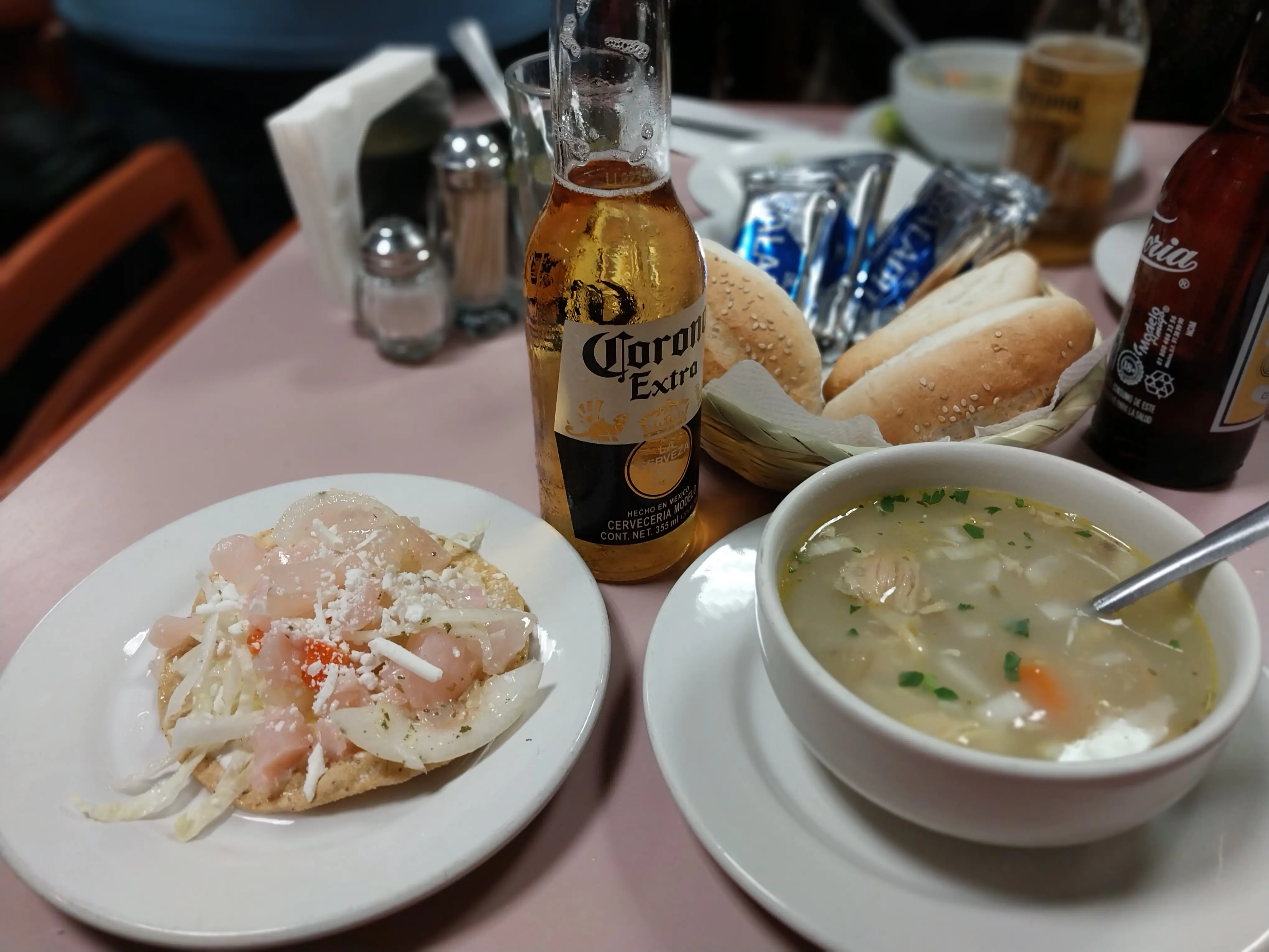 Salon Familiar La Mascota Cantina image 1