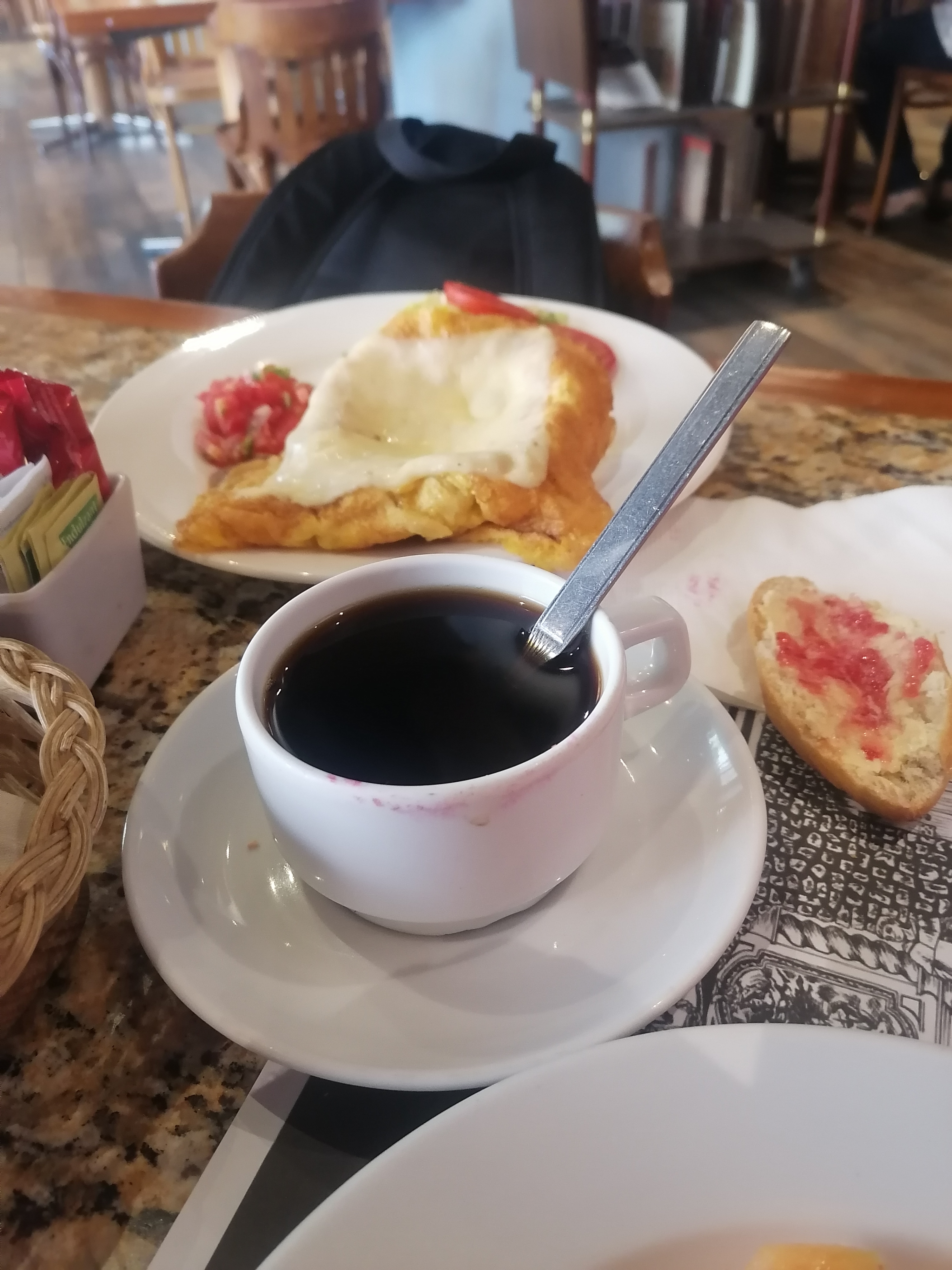 La Capilla Restaurante & Bar image 3