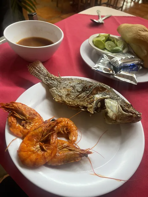 La Langosta image 6