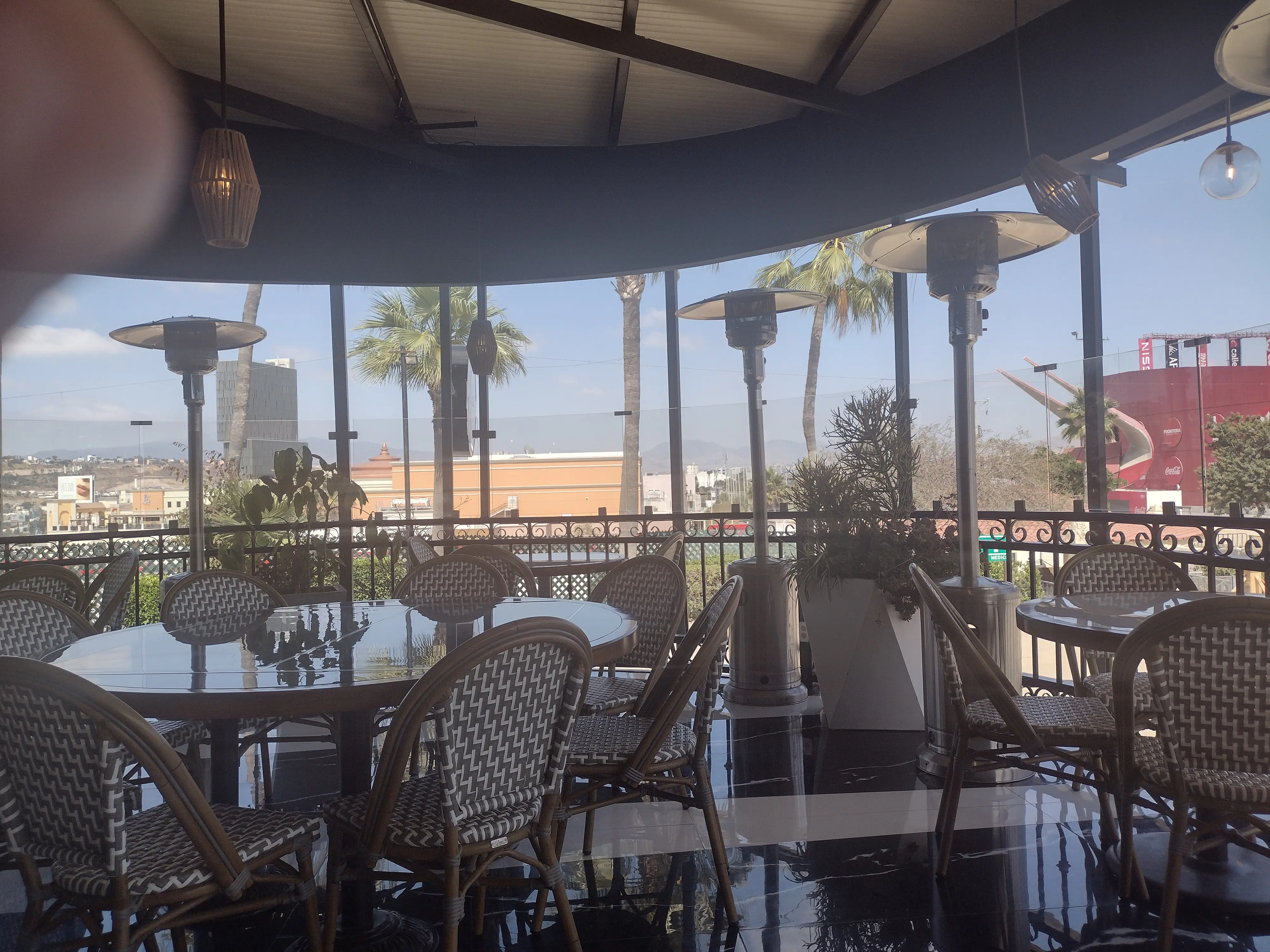 Club H Restaurante Bar image 7