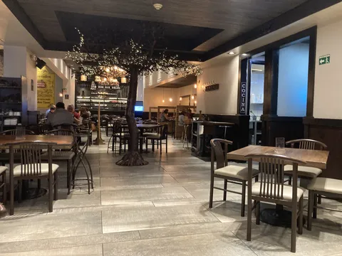 Restaurant Palominos image 1