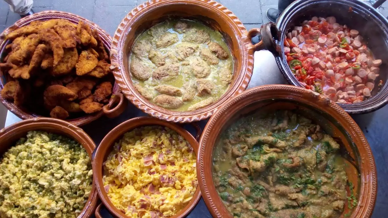 "Las Cazuelas" Cocina económica tradicional mexicana image 7