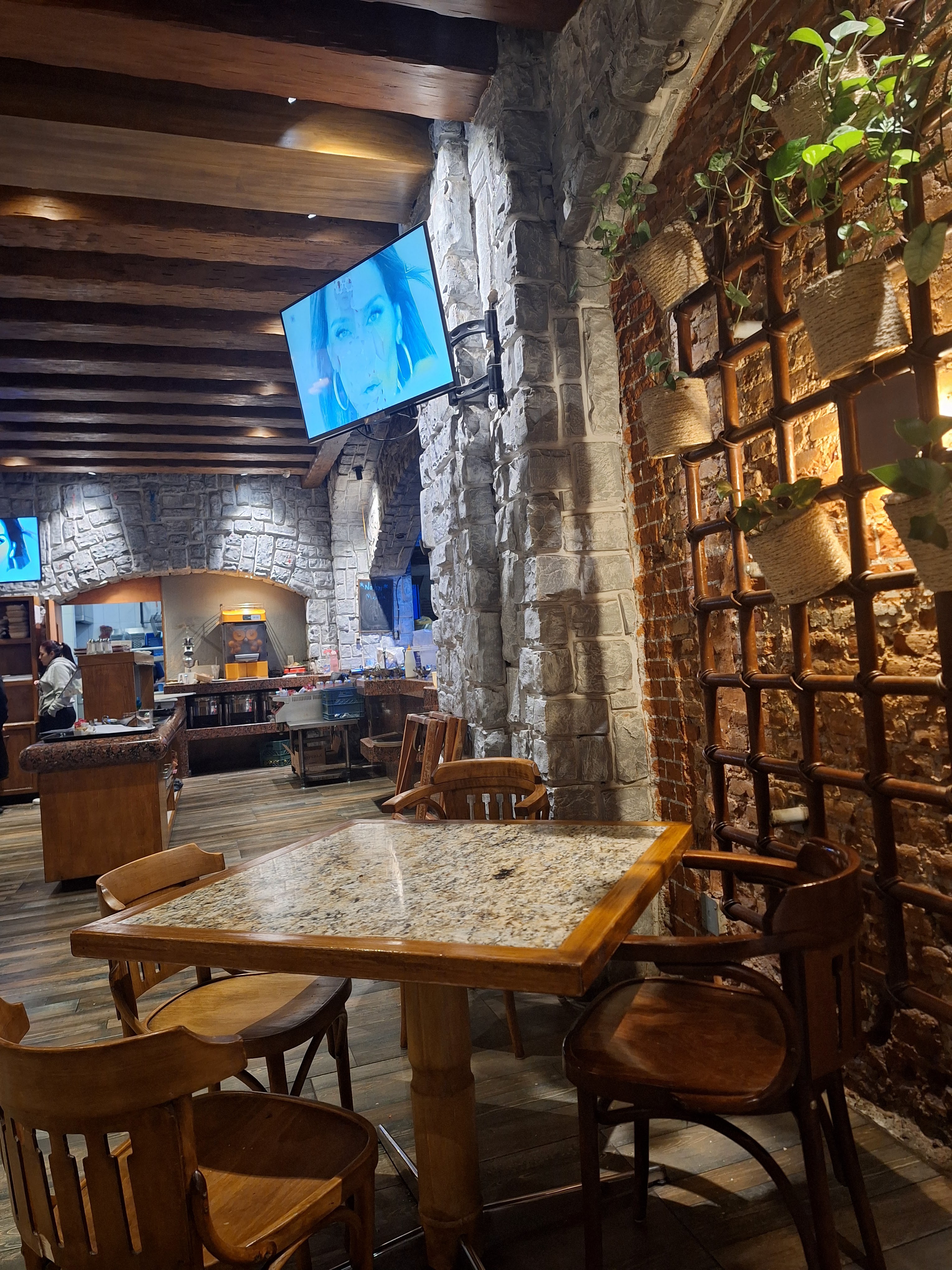 La Capilla Restaurante & Bar image 7