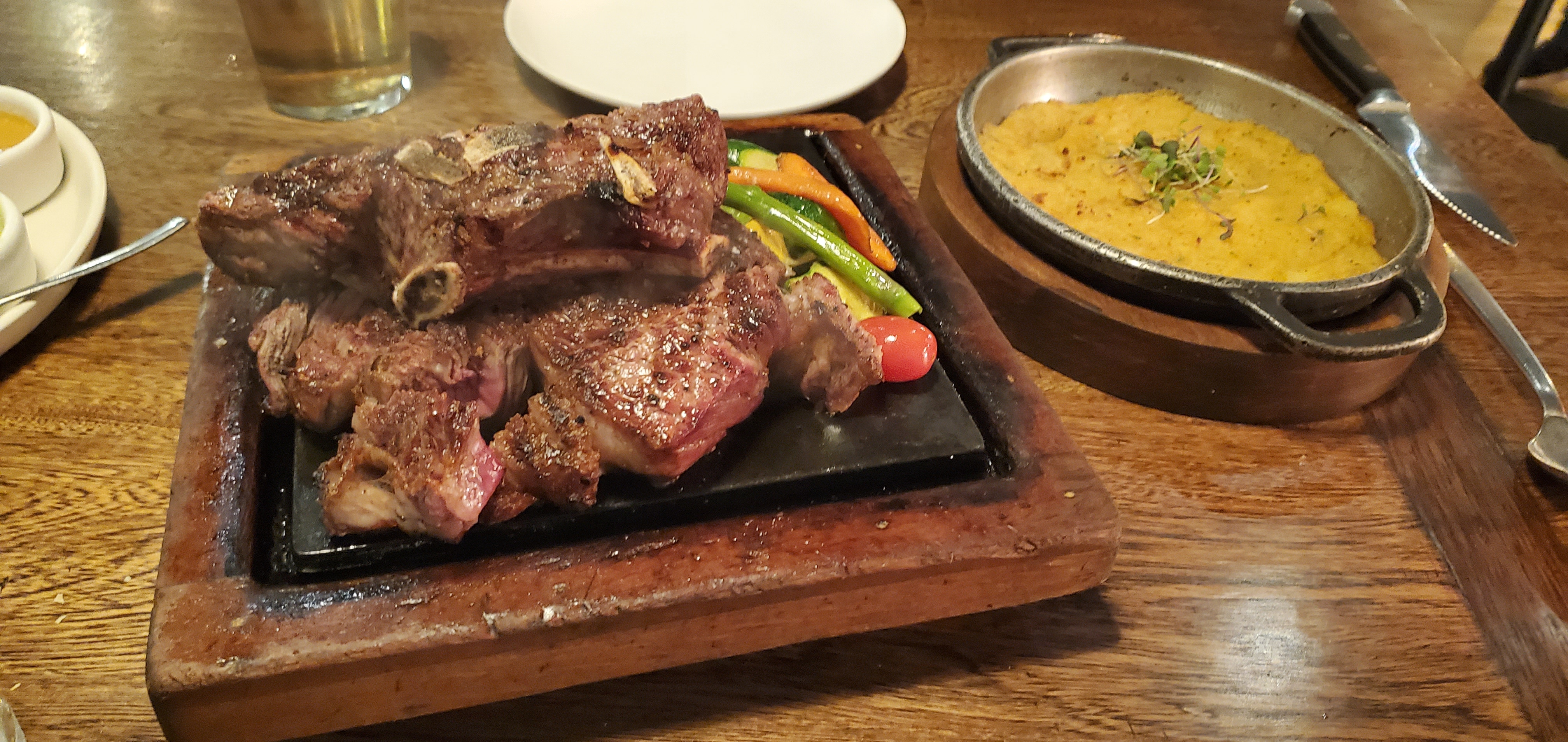 Lorenza Restaurant image 5