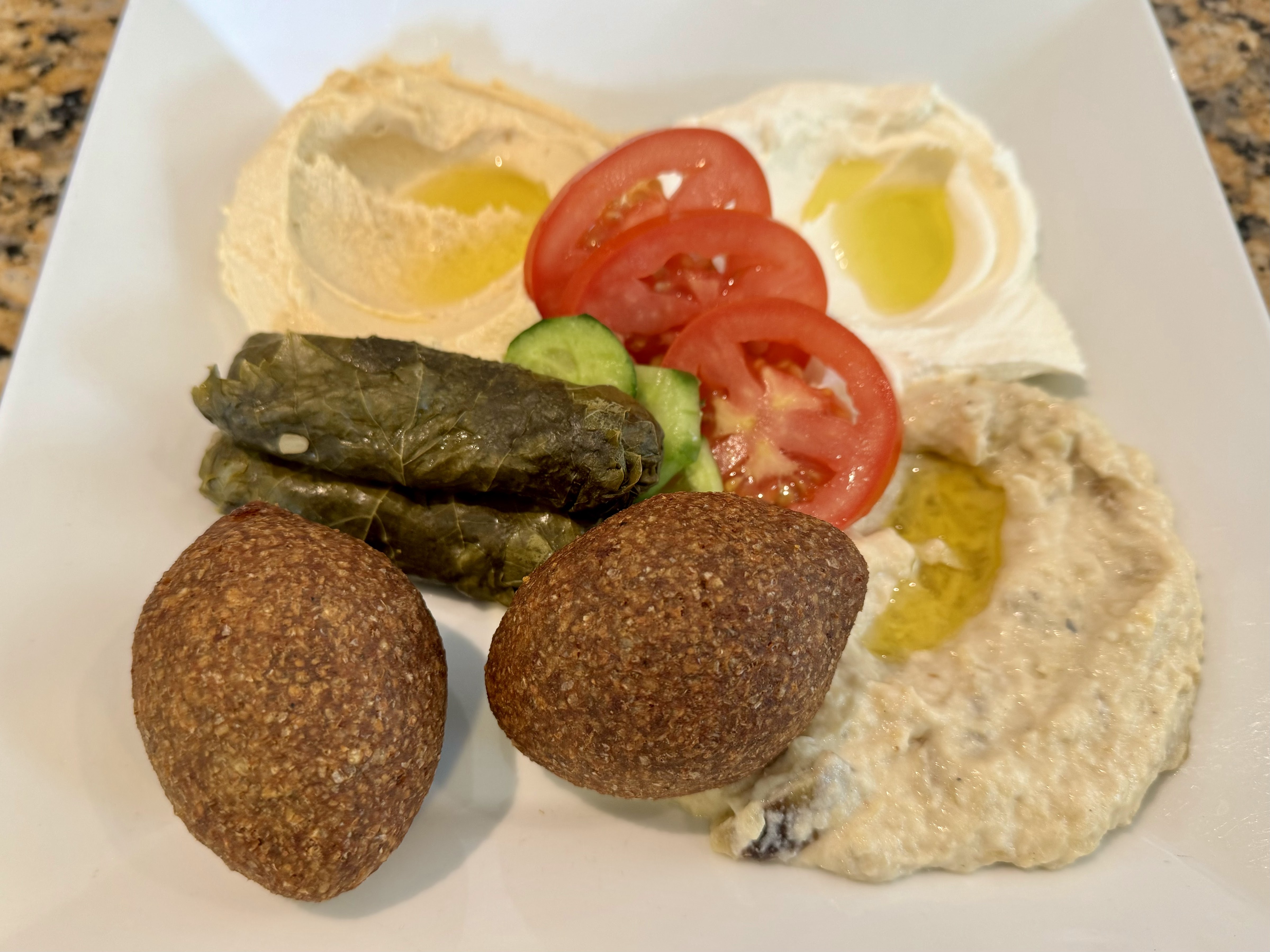 ALMANARA Restaurante Libanés image 8