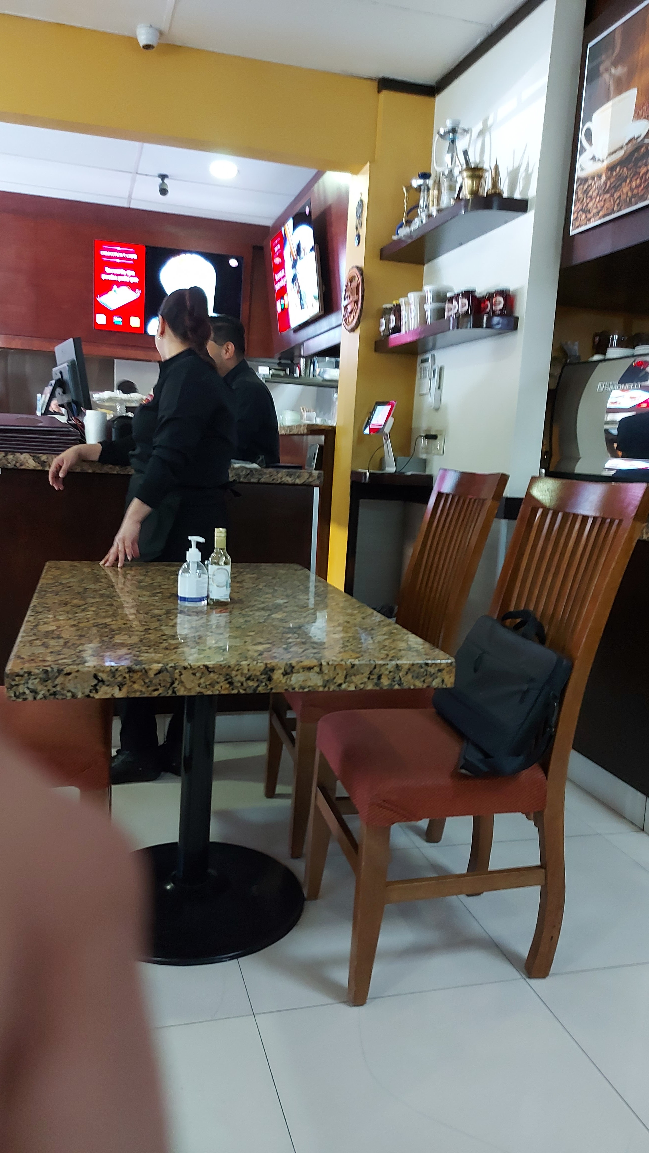 ALMANARA Restaurante Libanés image 10