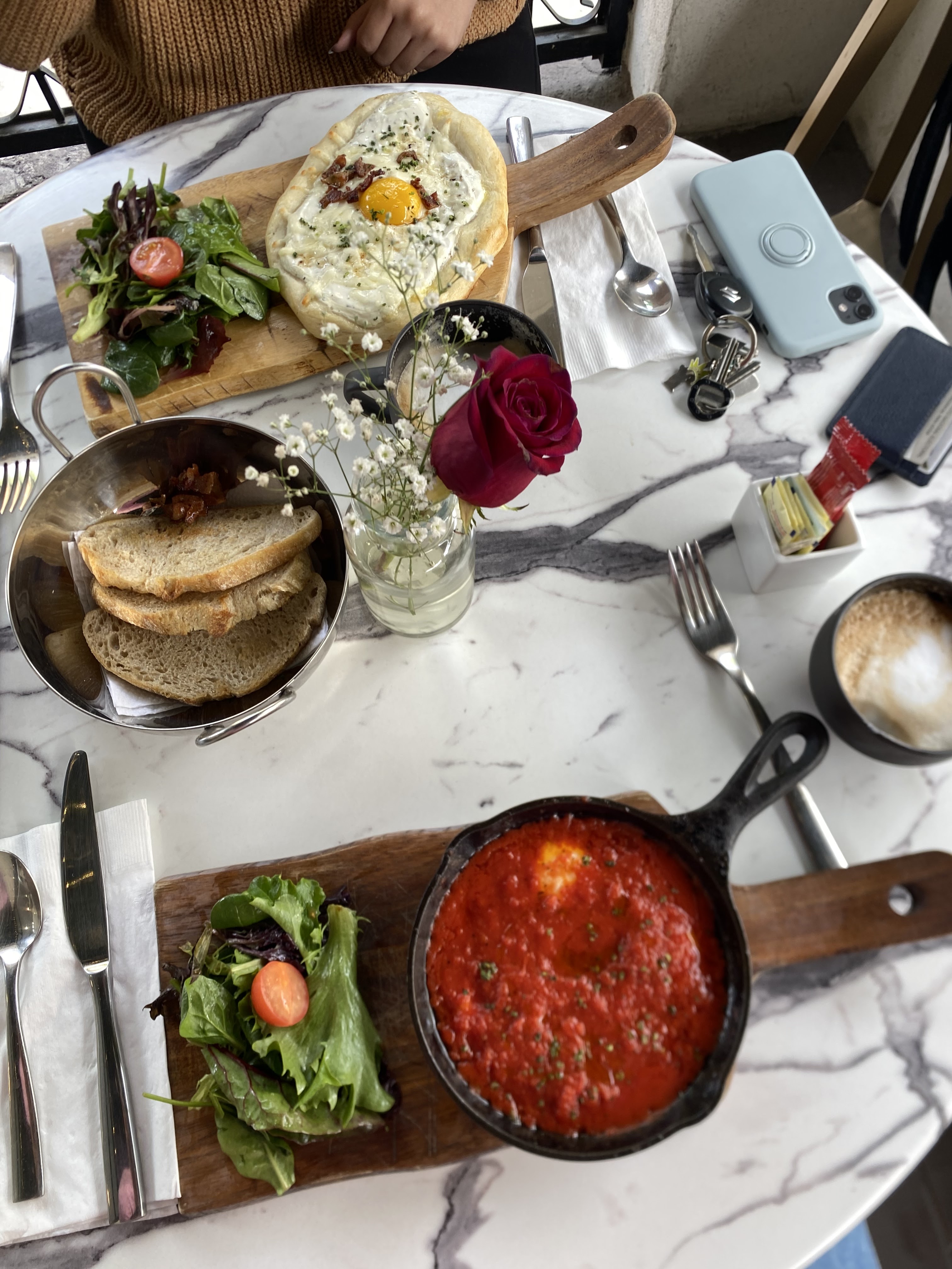 Avenue Roma Restaurant image 6