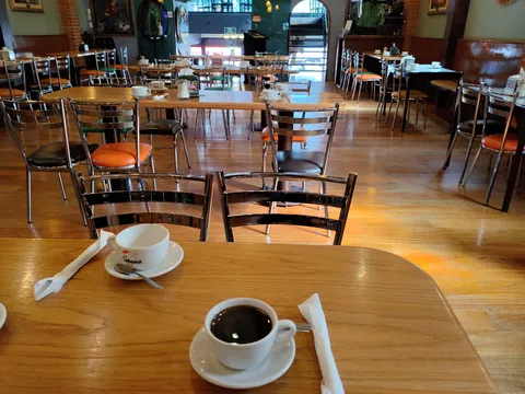 La Cabaña Social House image 1