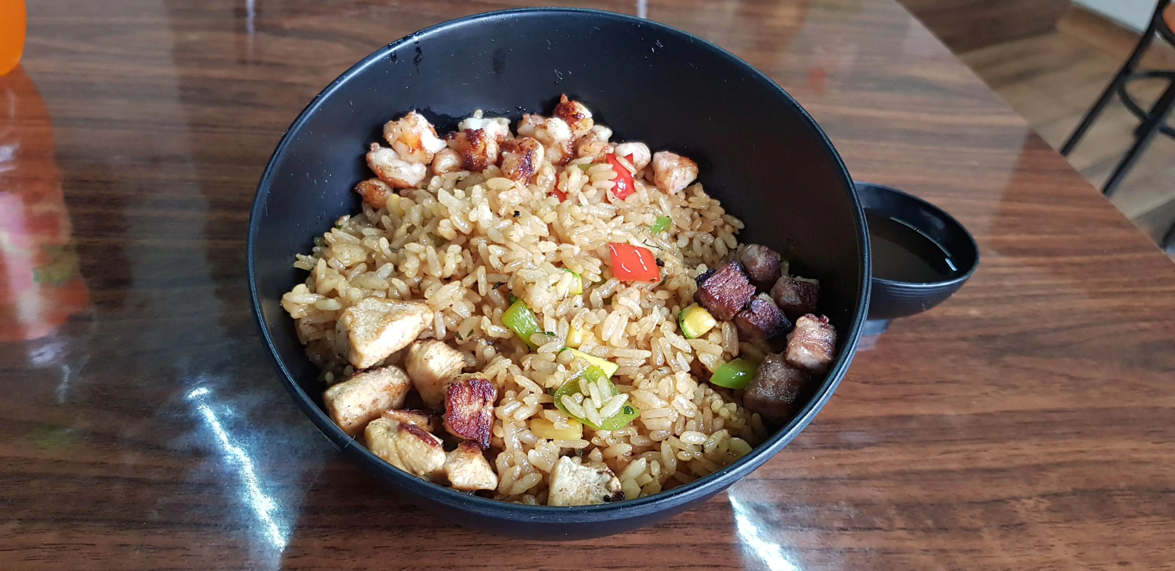 Shari & Burger image 10