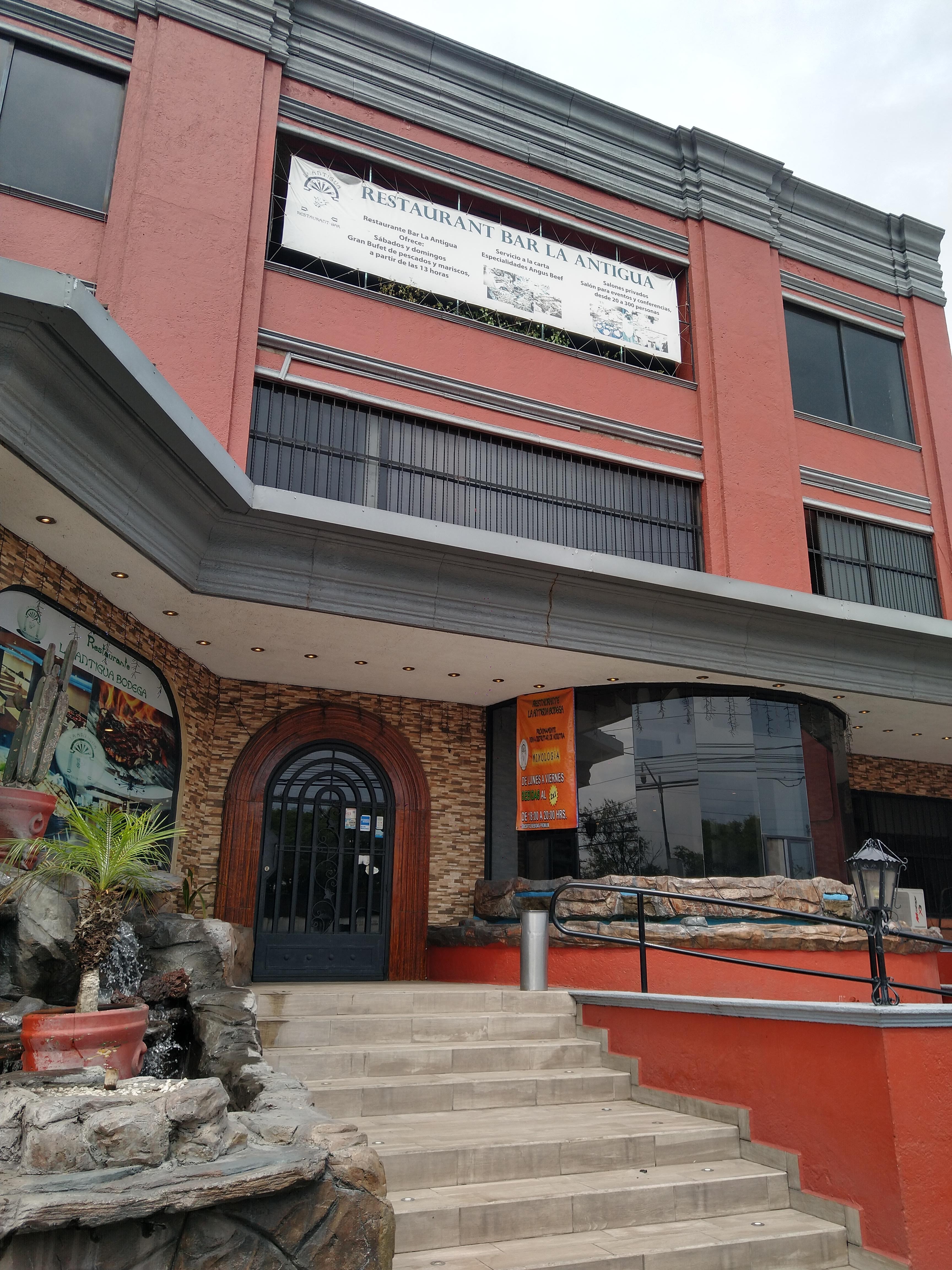 La Antigua bodega image 6