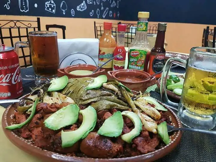 Parrilla Y Pizzas Jhaz image 1