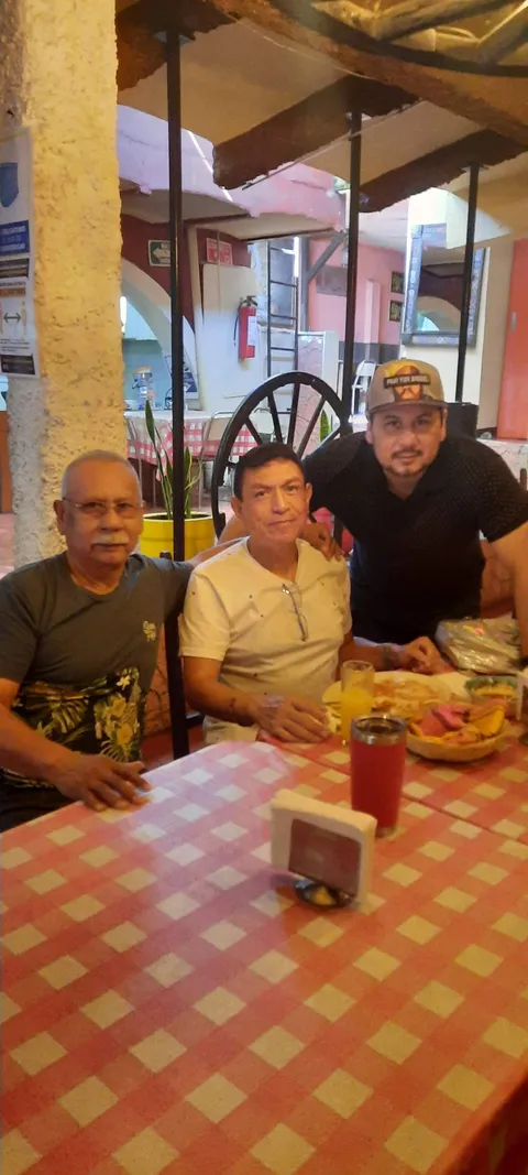 Macareno image 4