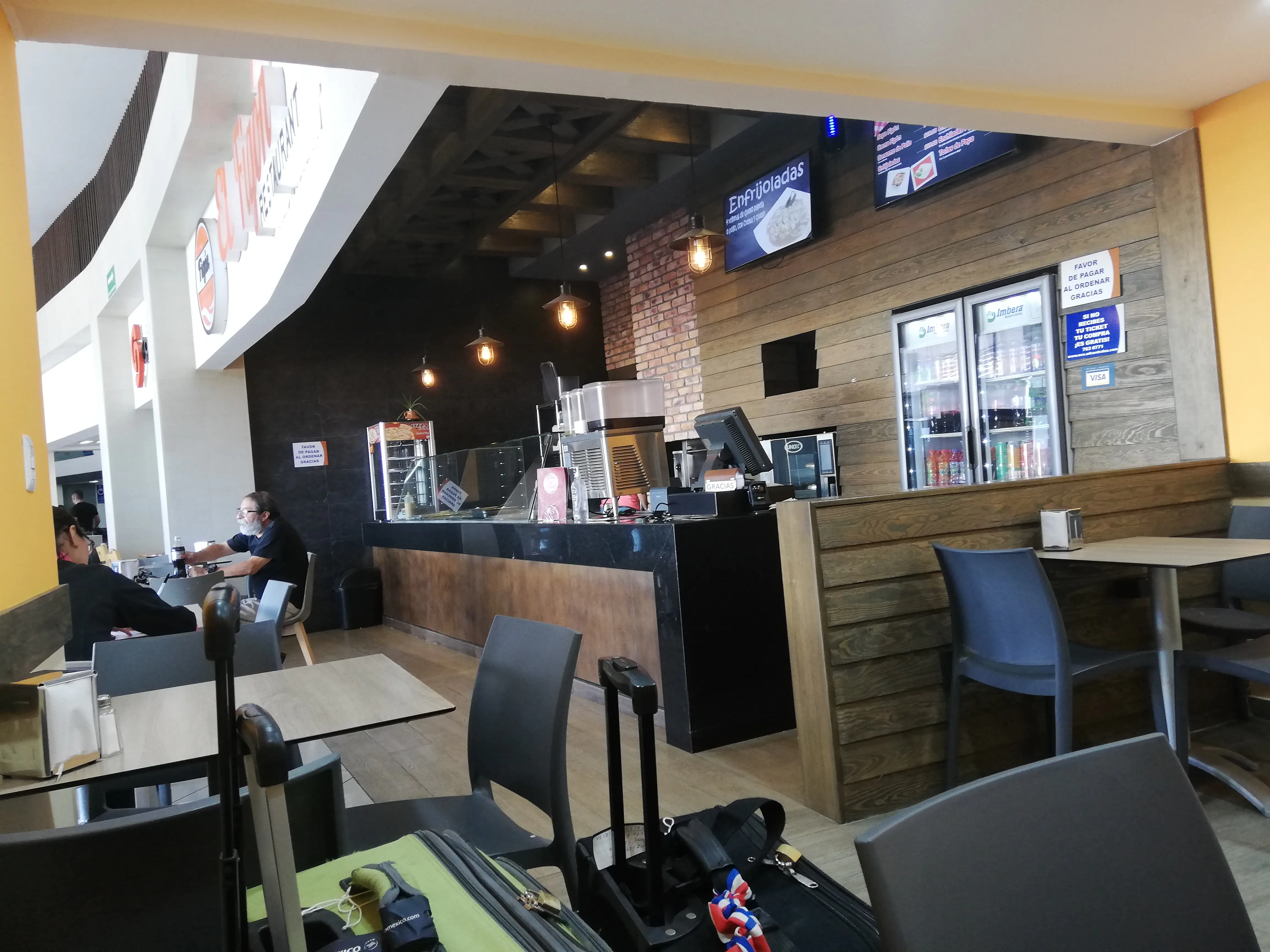 El Figón Restaurant image 4