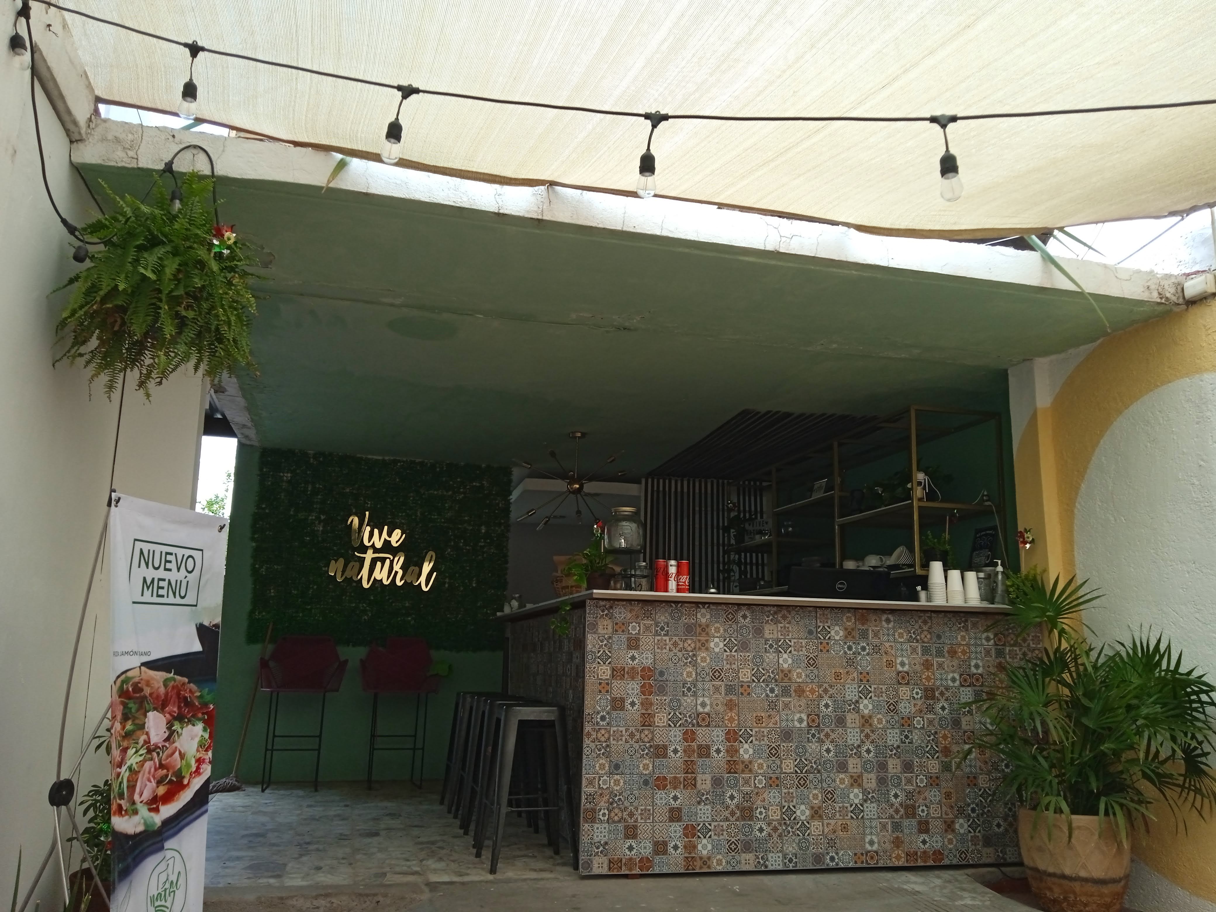 All Natural Baguettes Y Ensaladas image 7