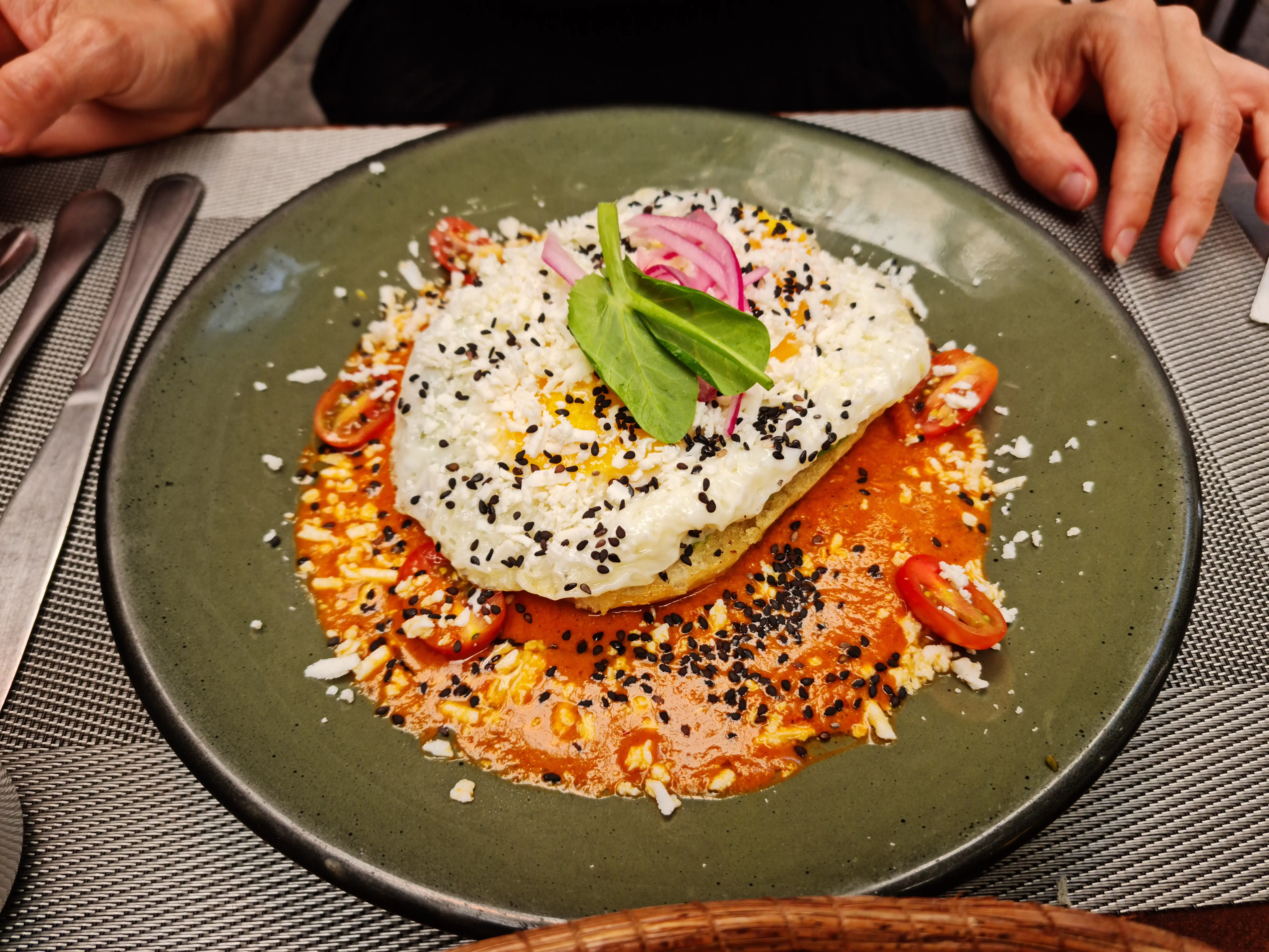 Santóua Gastrobar image 2