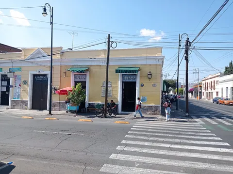 El Balcón image 6