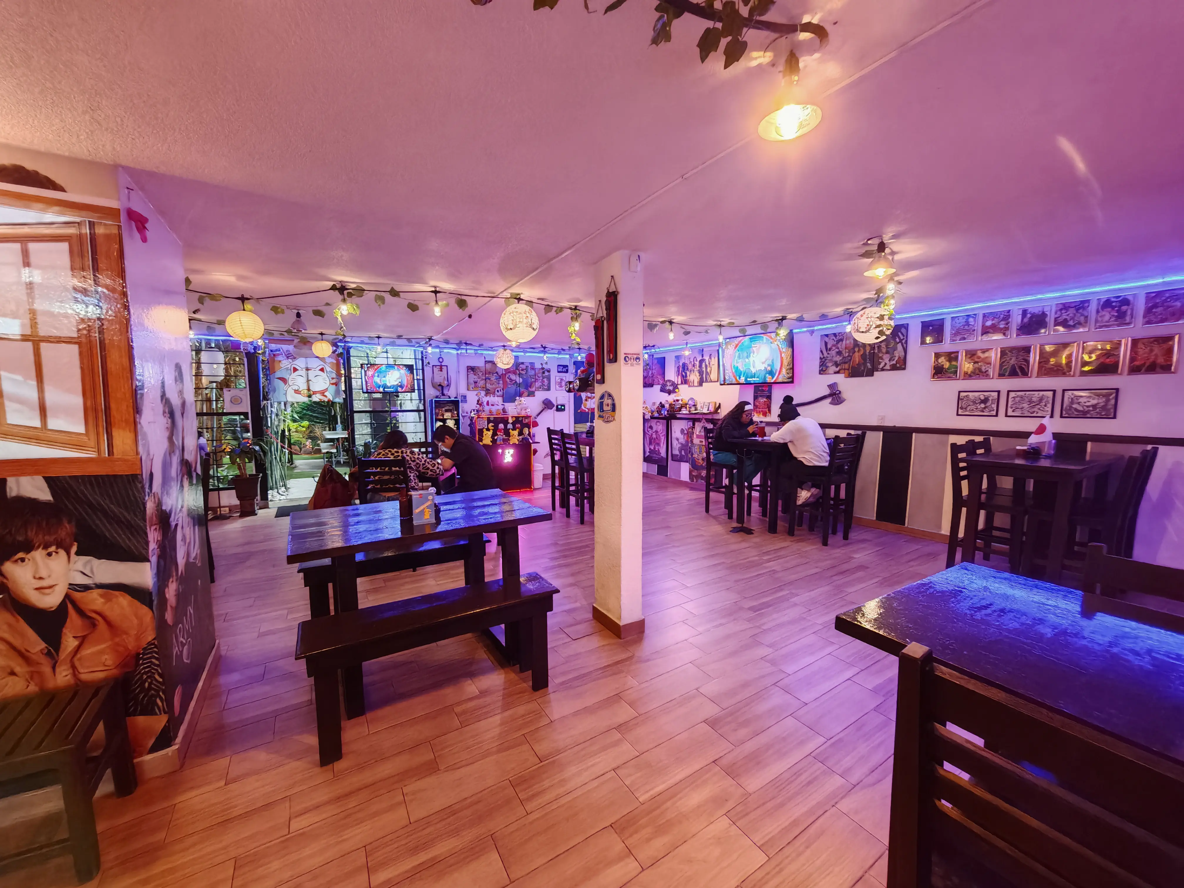 Akihabara Ramen House & MangaComic Cafe image 3