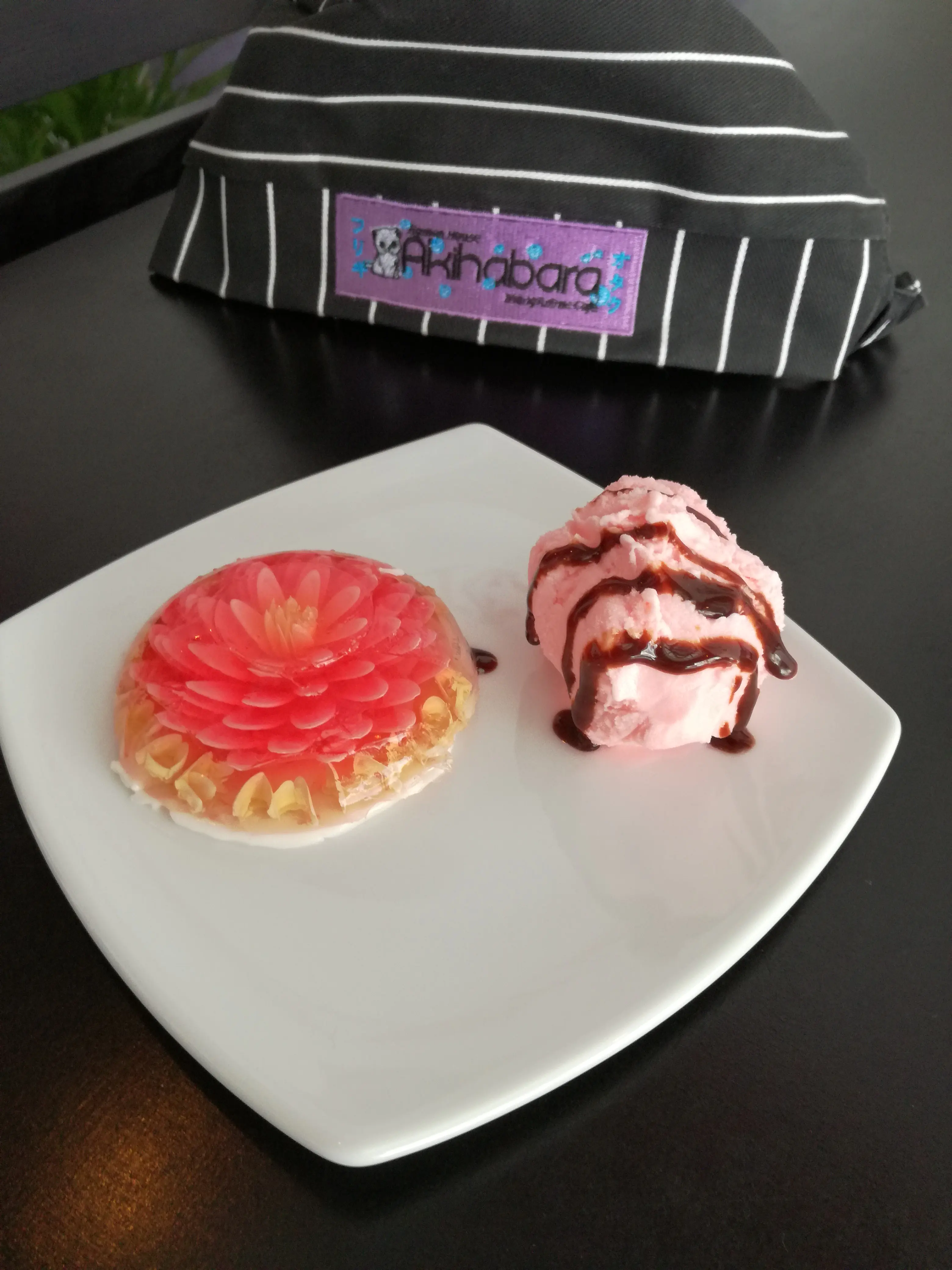 Akihabara Ramen House & MangaComic Cafe image 7