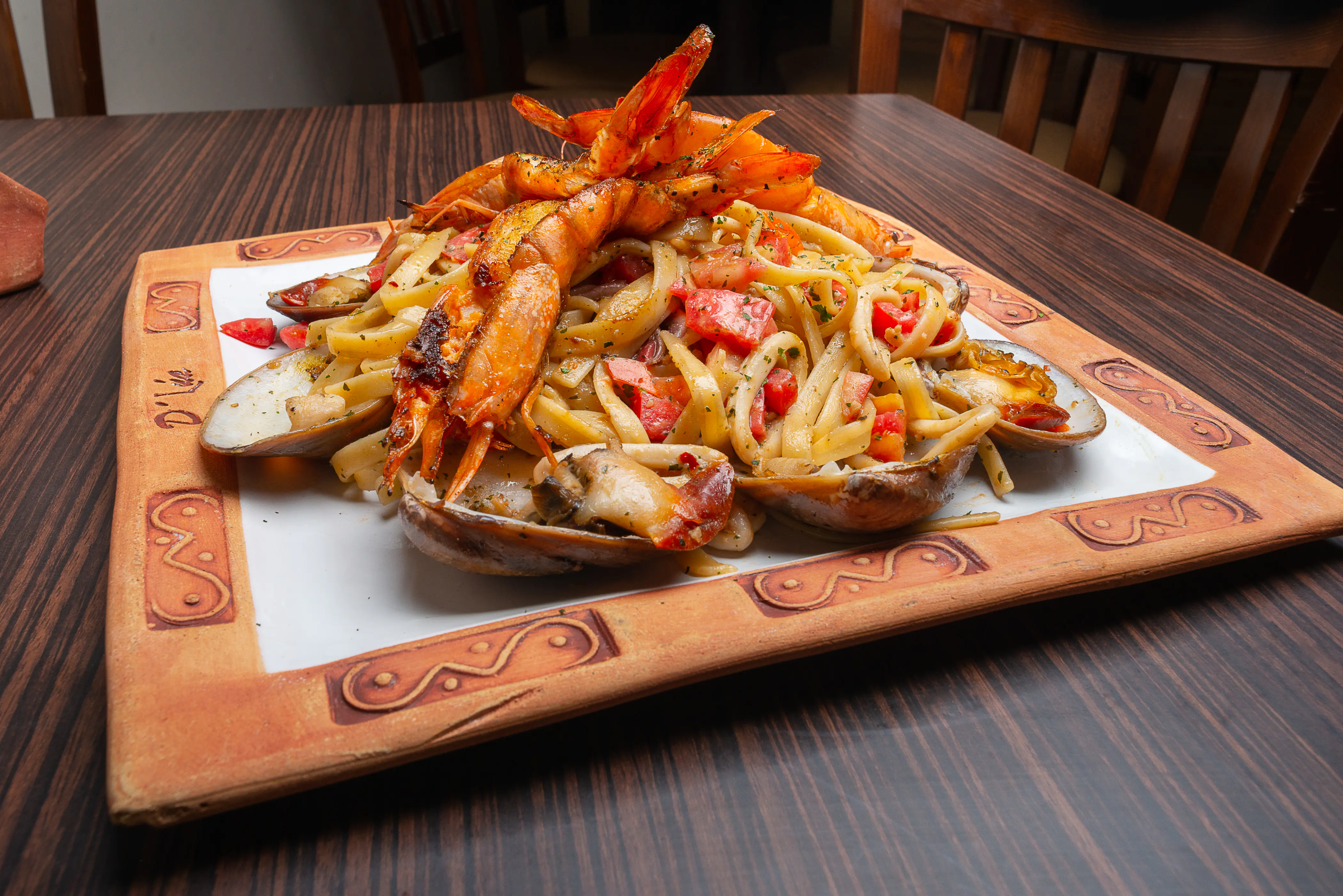 D´Lúa Pasta & Sushi image 2