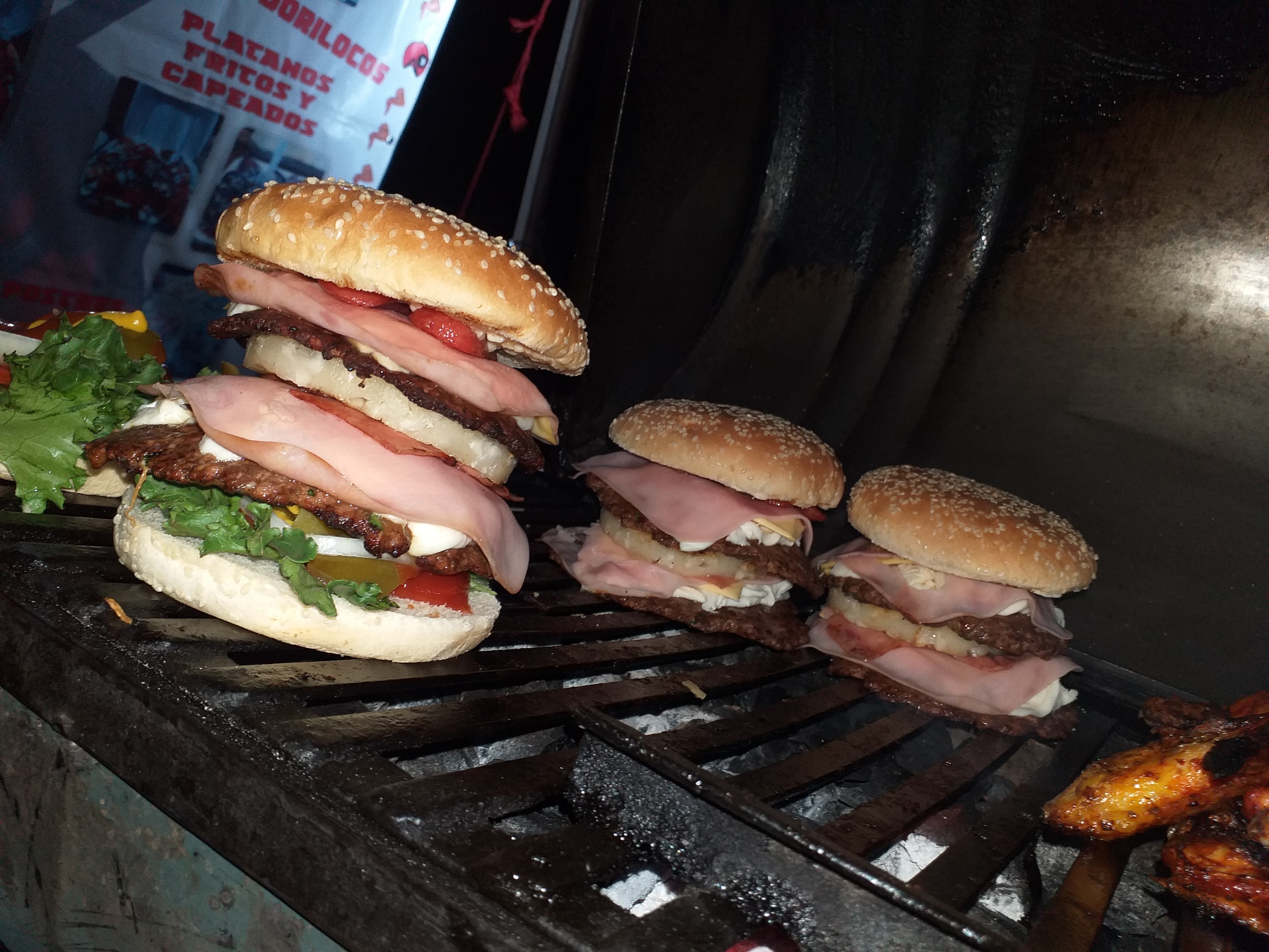 Alitas "El Tío Deadpool" image 3