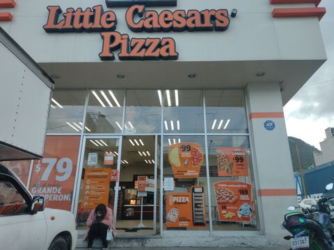Little Caesars Pizza image 3