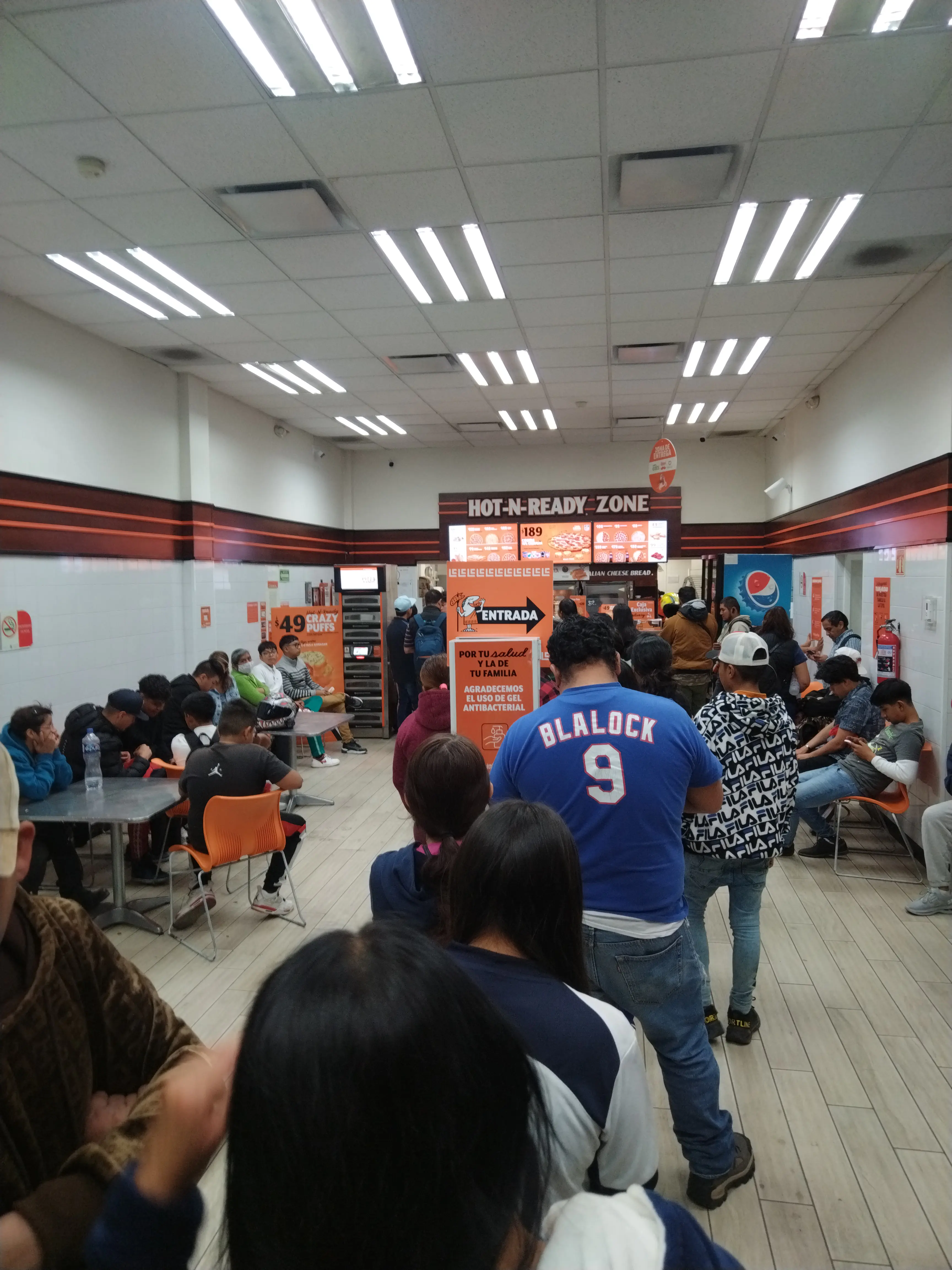 Little Caesars Pizza image 4