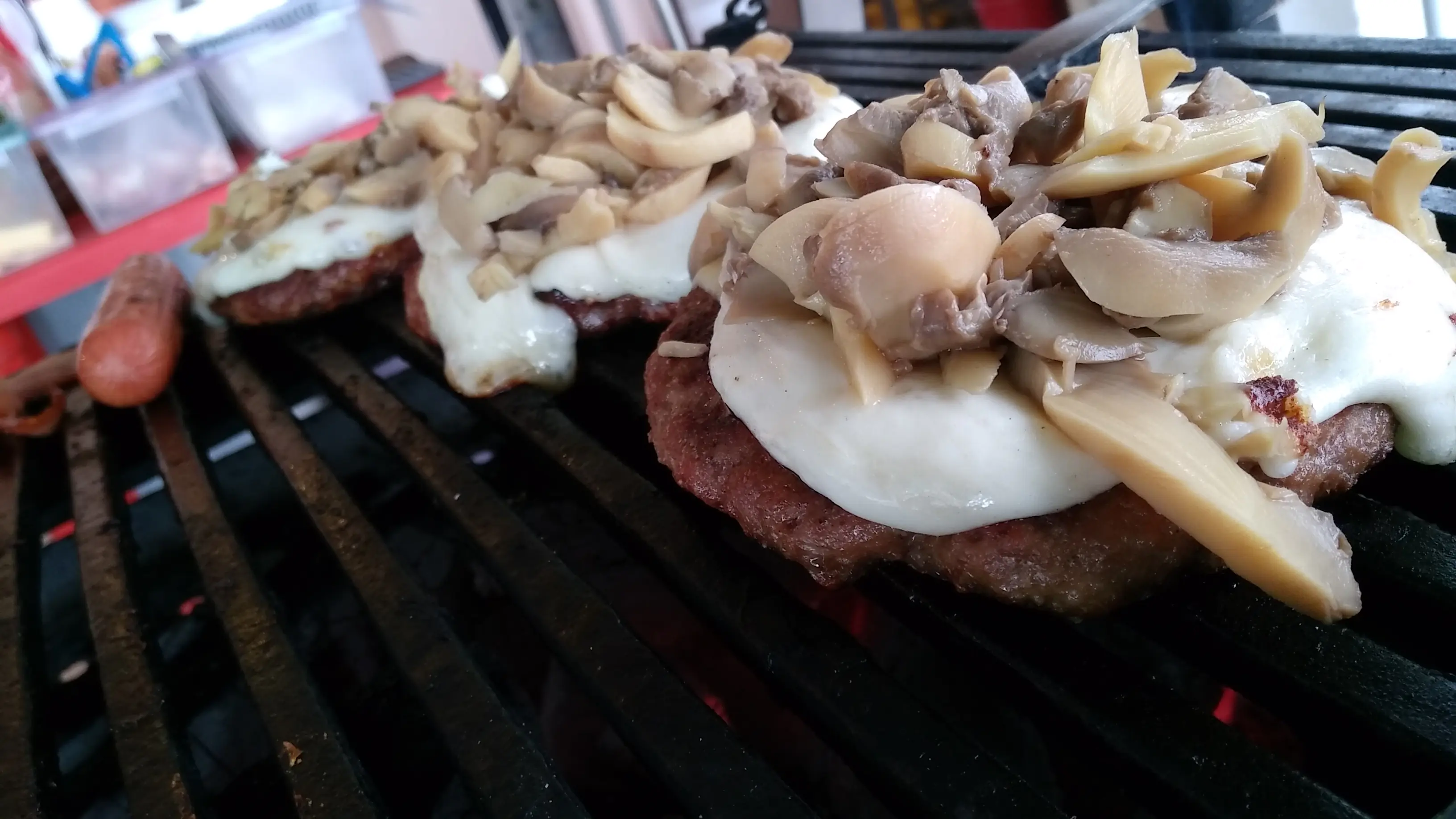 Hamburguesas al carbón Pancho Villa image 7