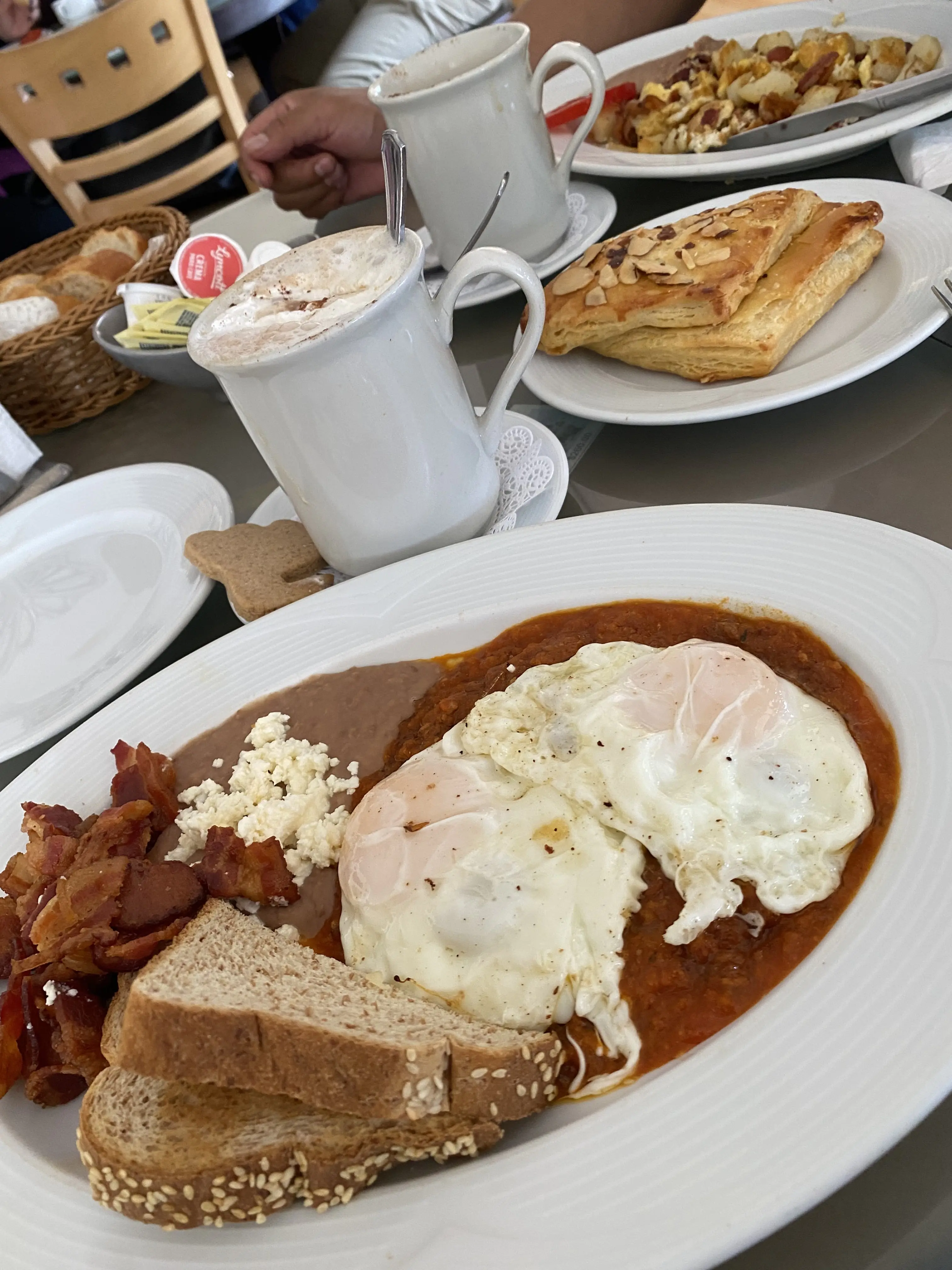 Café Amadeus image 10