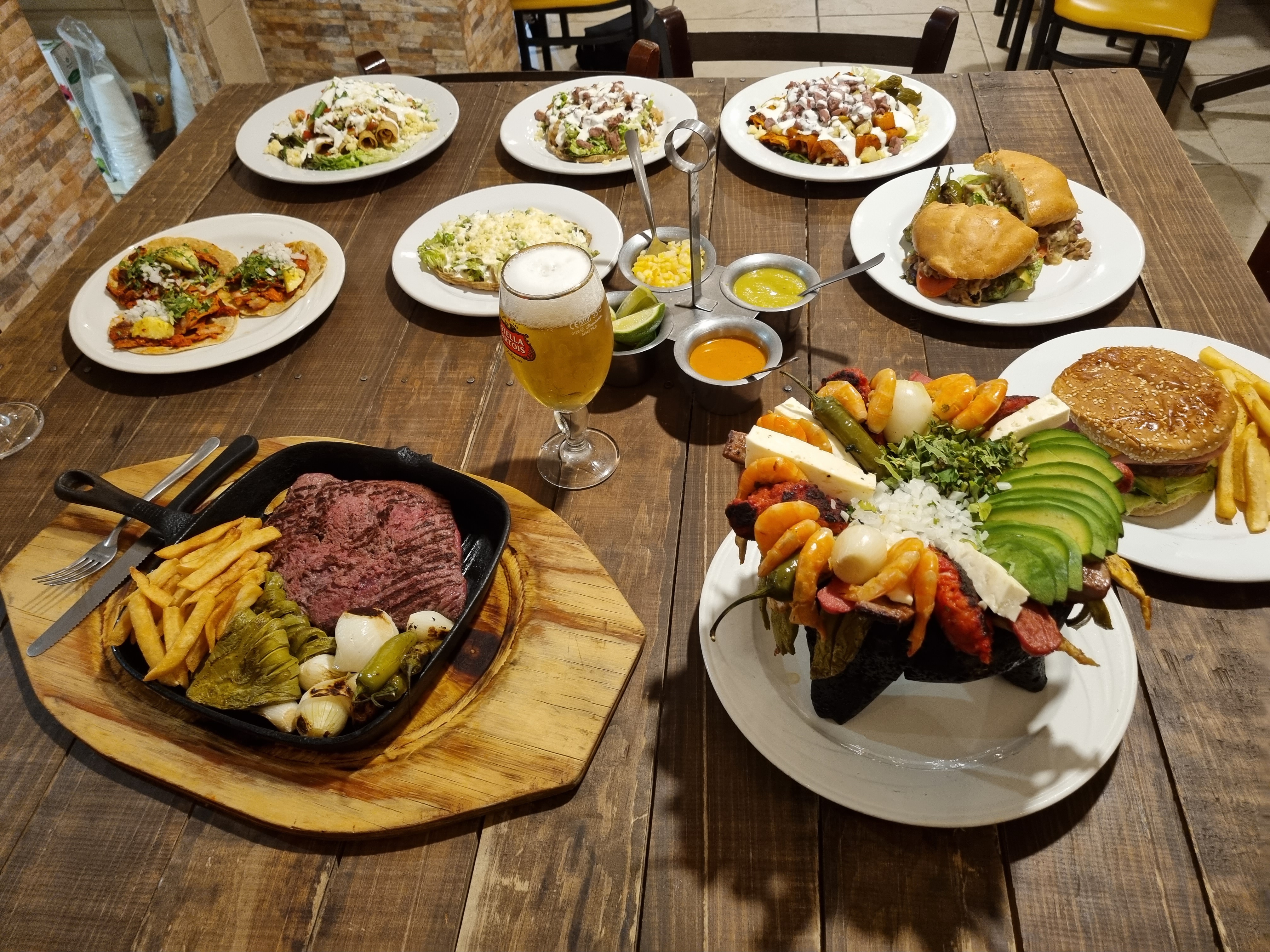 Restautante y Antojería Tacos del 57 image 2