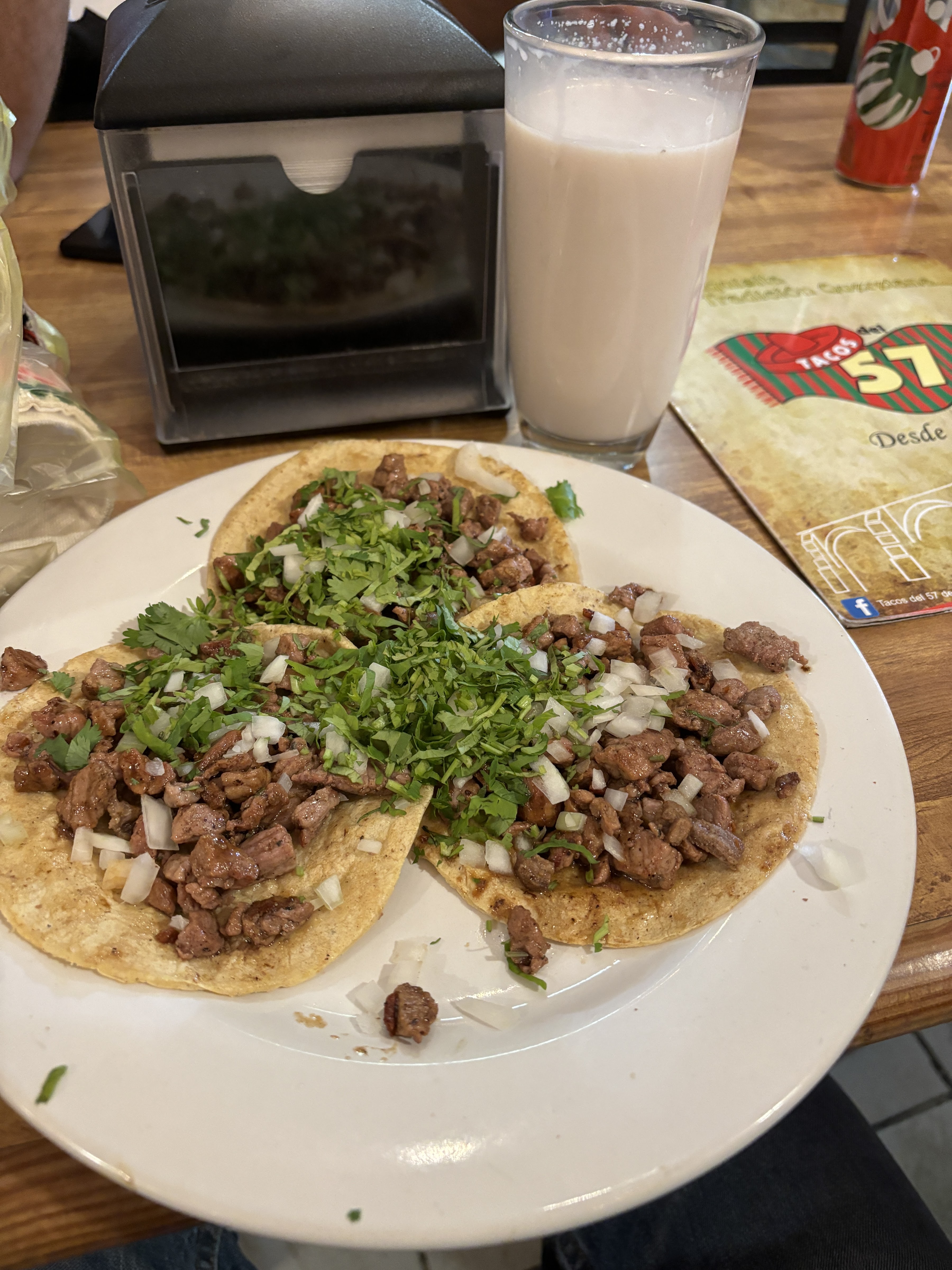 Restautante y Antojería Tacos del 57 image 4