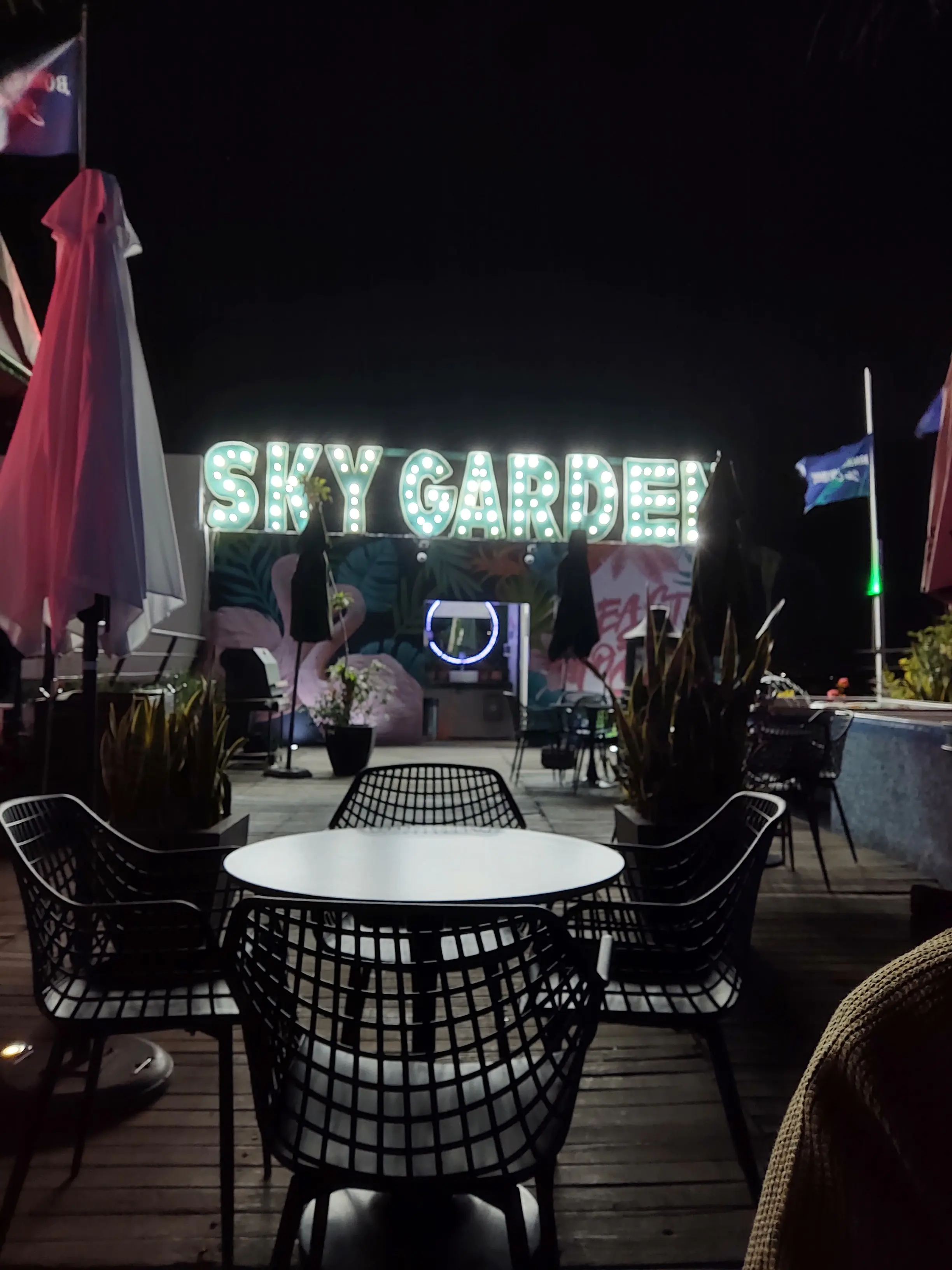 Sky Garden Roof Top Bar image 10