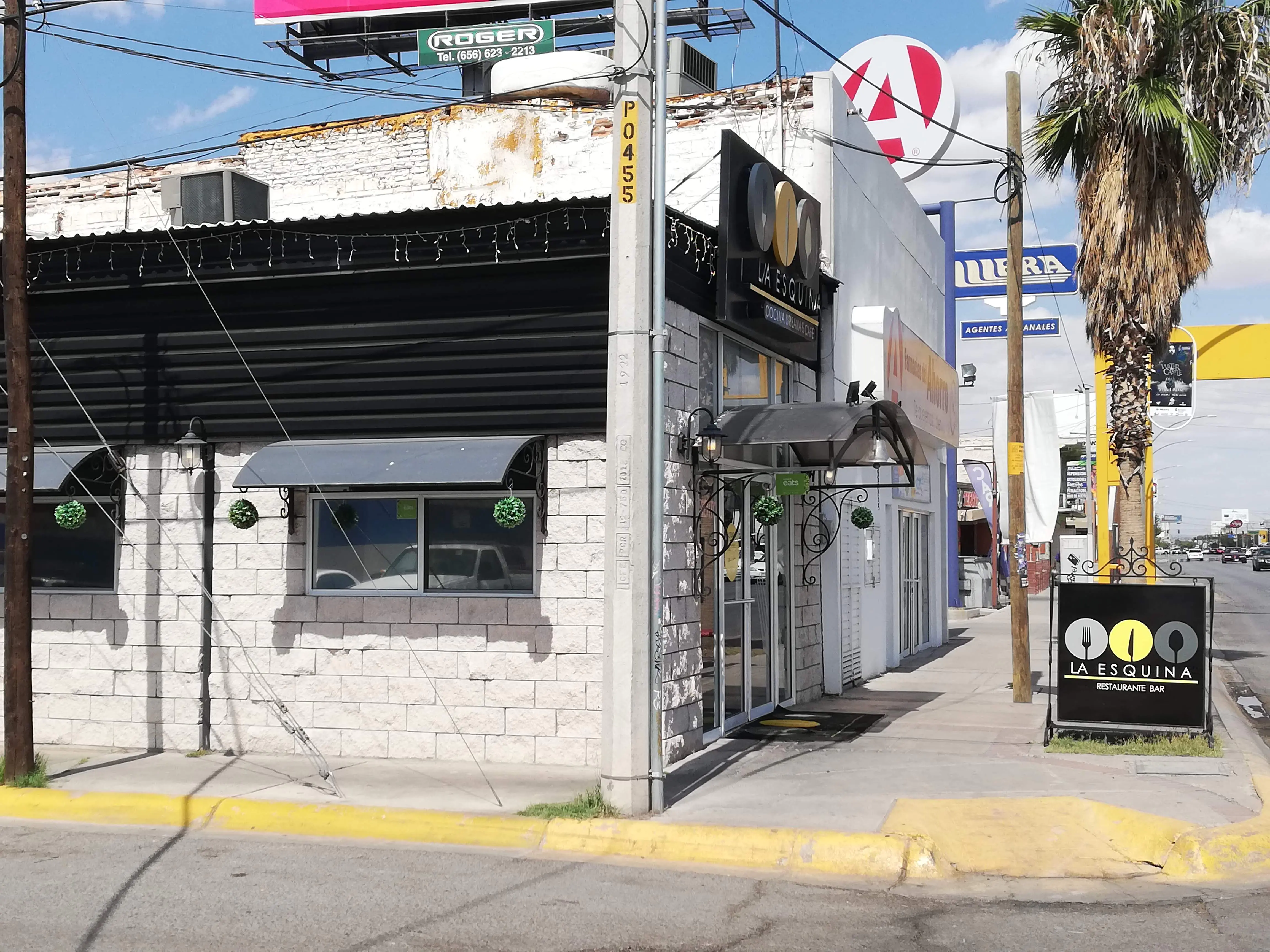 La Esquina Restaurante Bar image 1