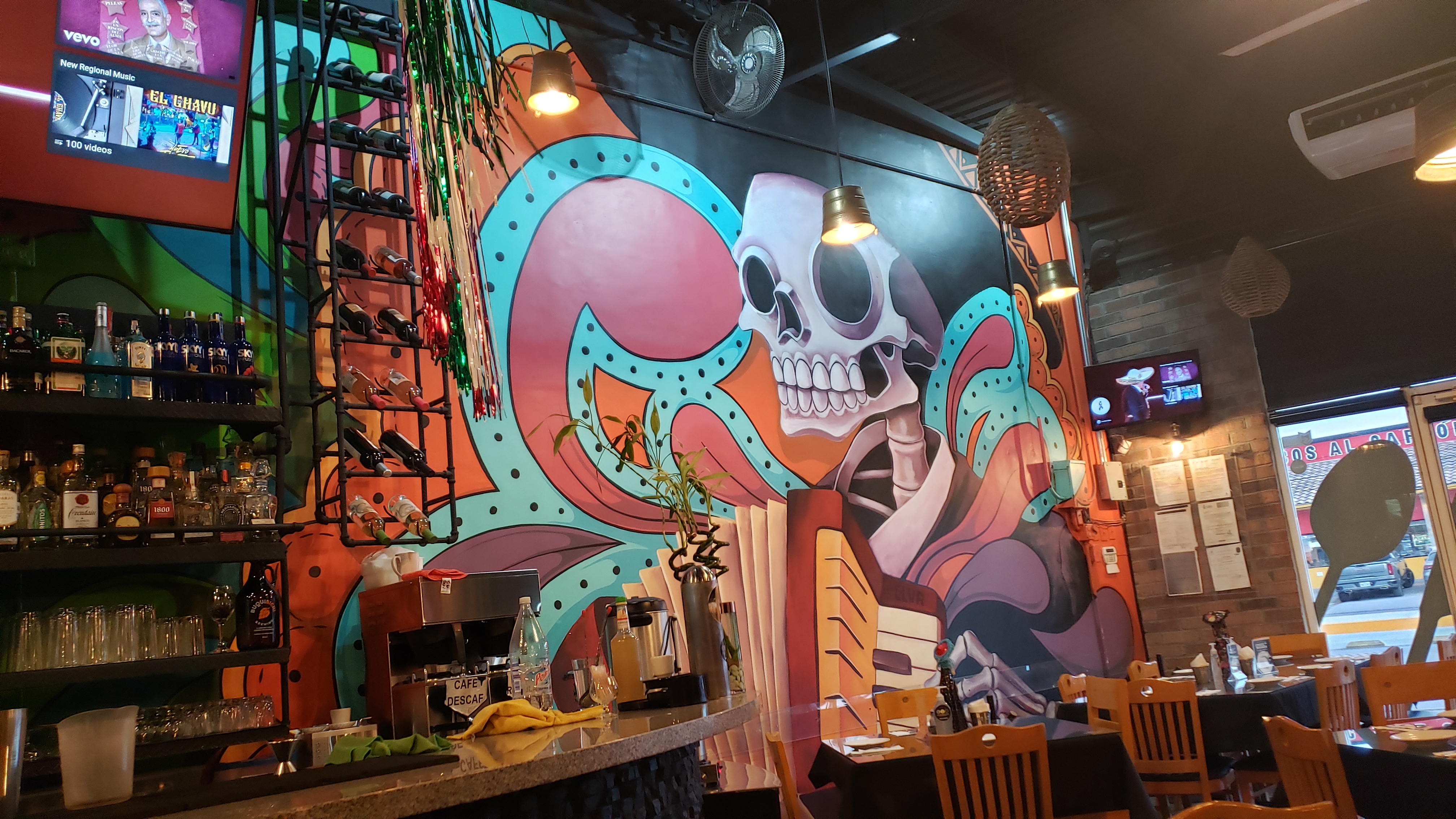 La Esquina Restaurante Bar image 3