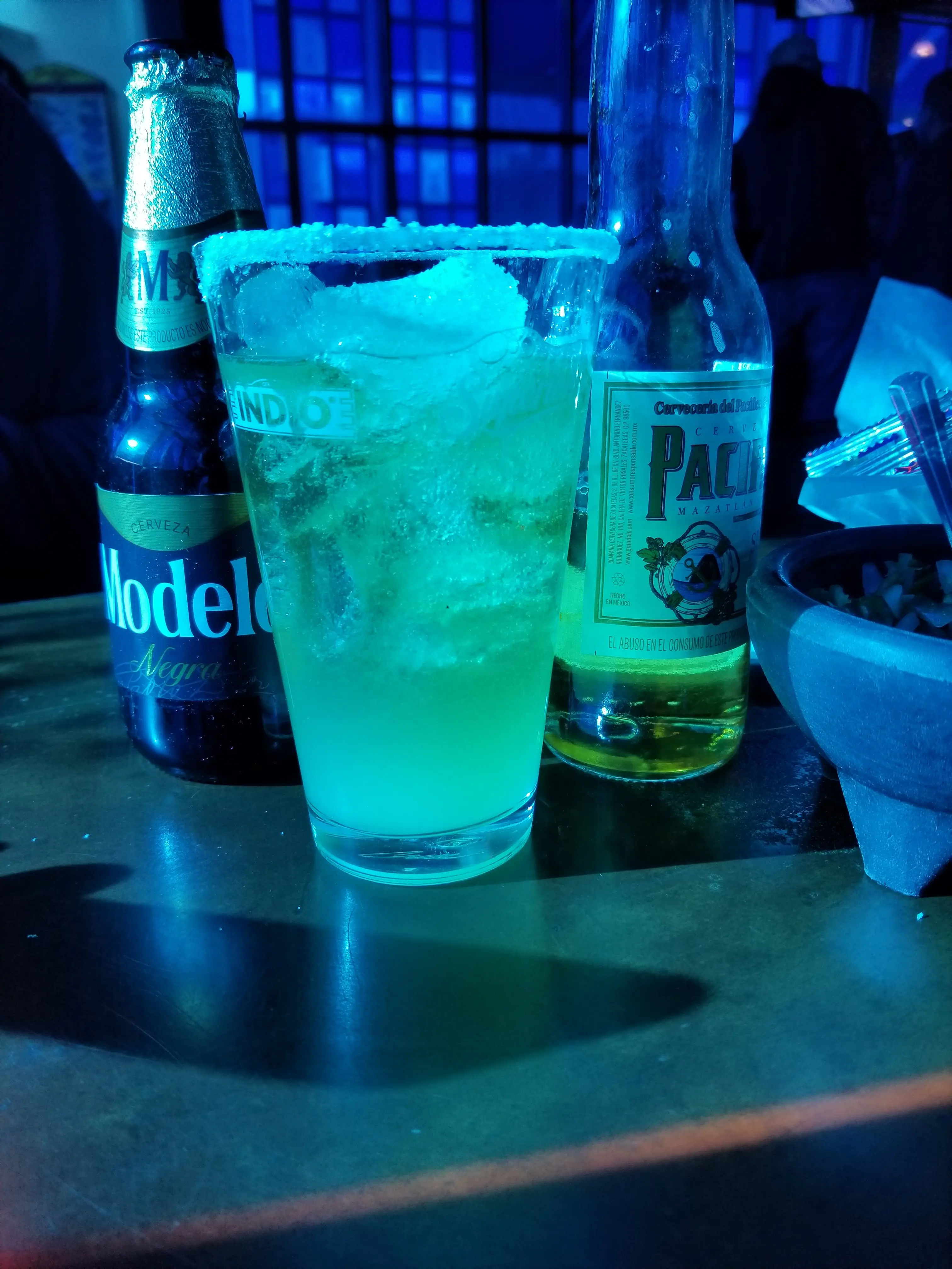 El Faro restaurante y bar image 8