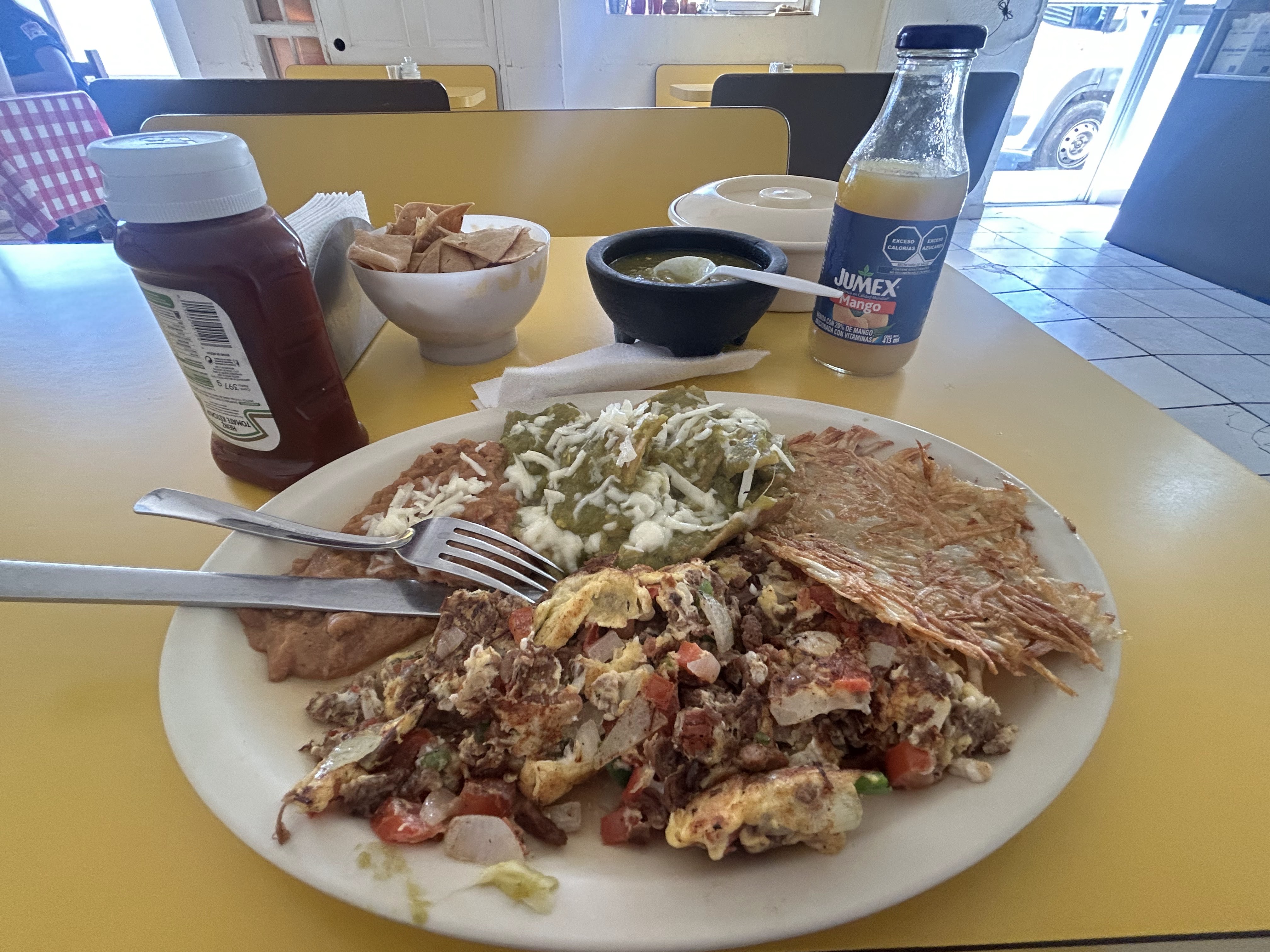 LA DIANITA RESTAURANTE image 4