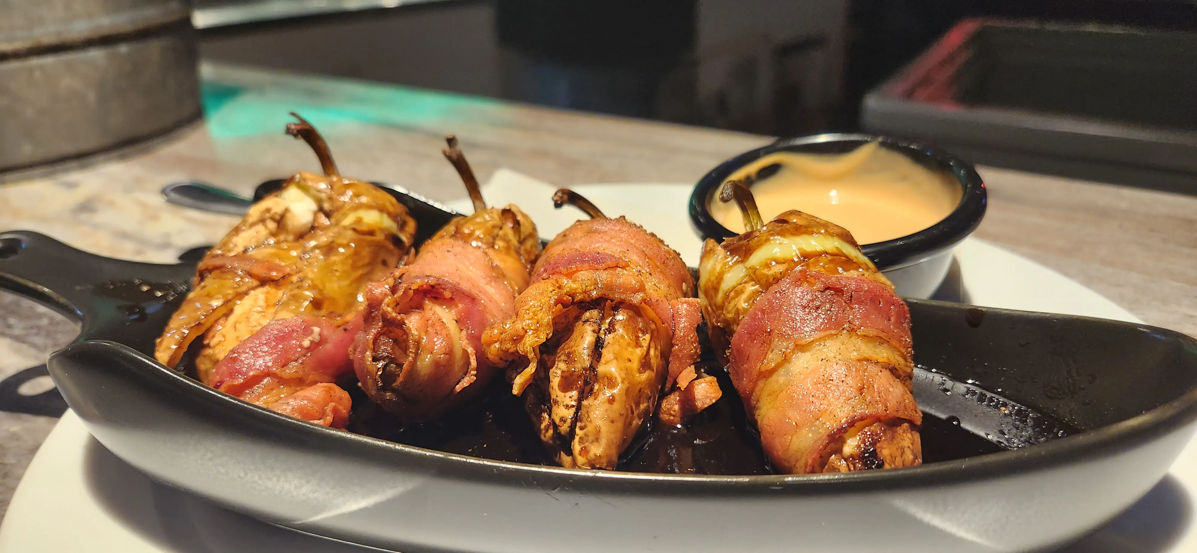 Charly's Pool Restaurant & Bar image 7