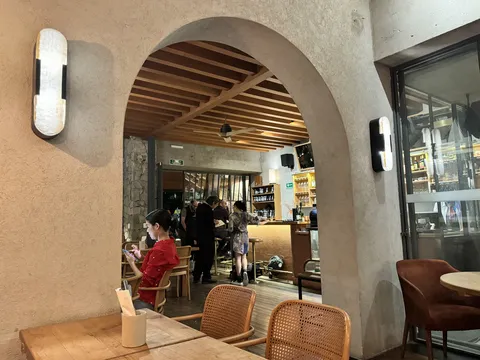 Enora image 6