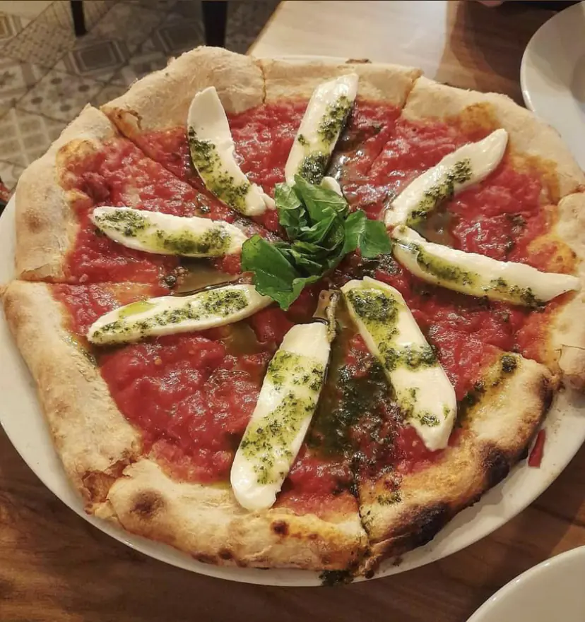 La Bolognesa image 5