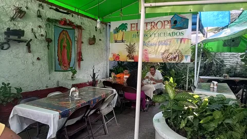El Tropico image 6
