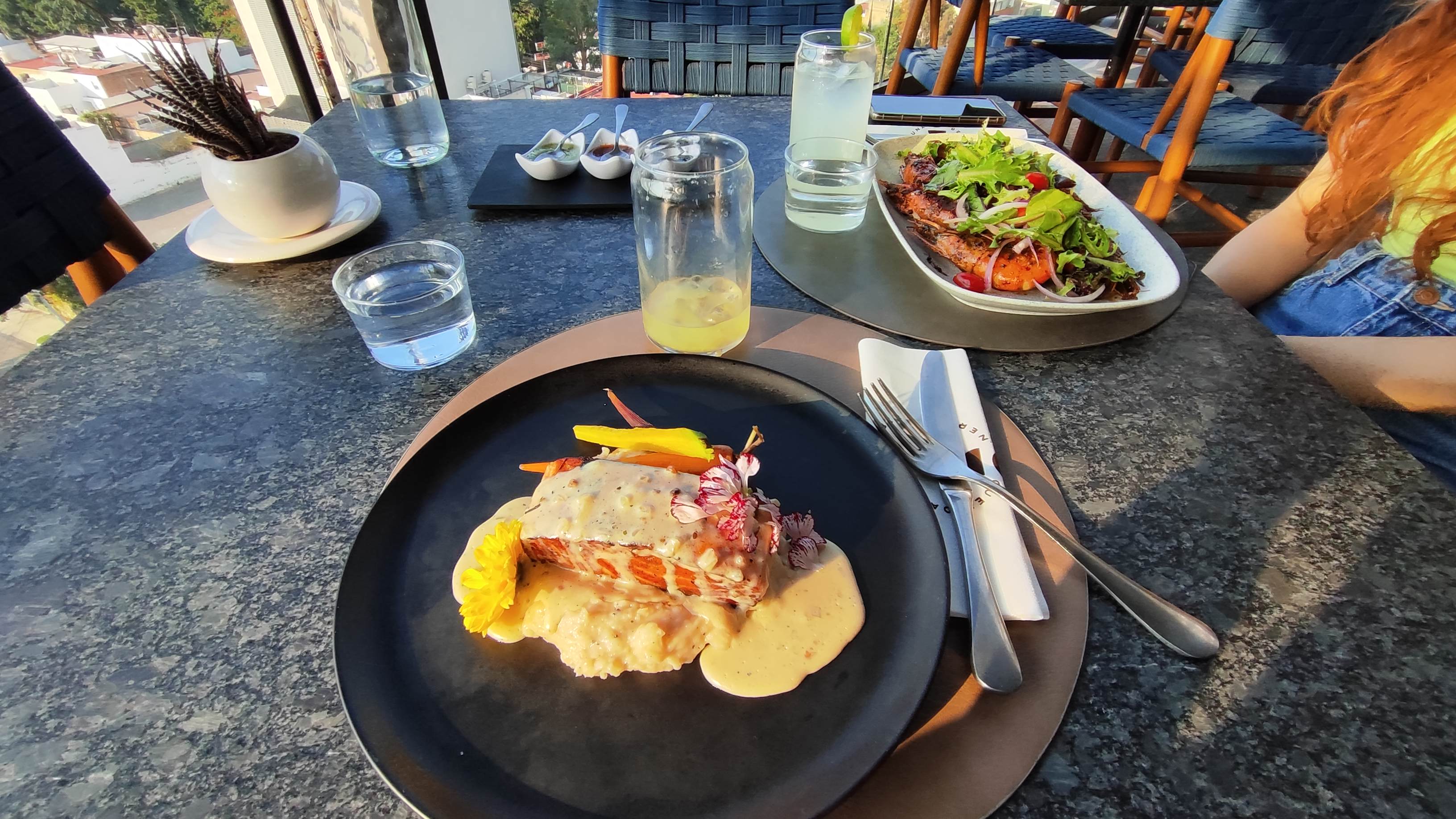 Querida Luna Restaurant image 5