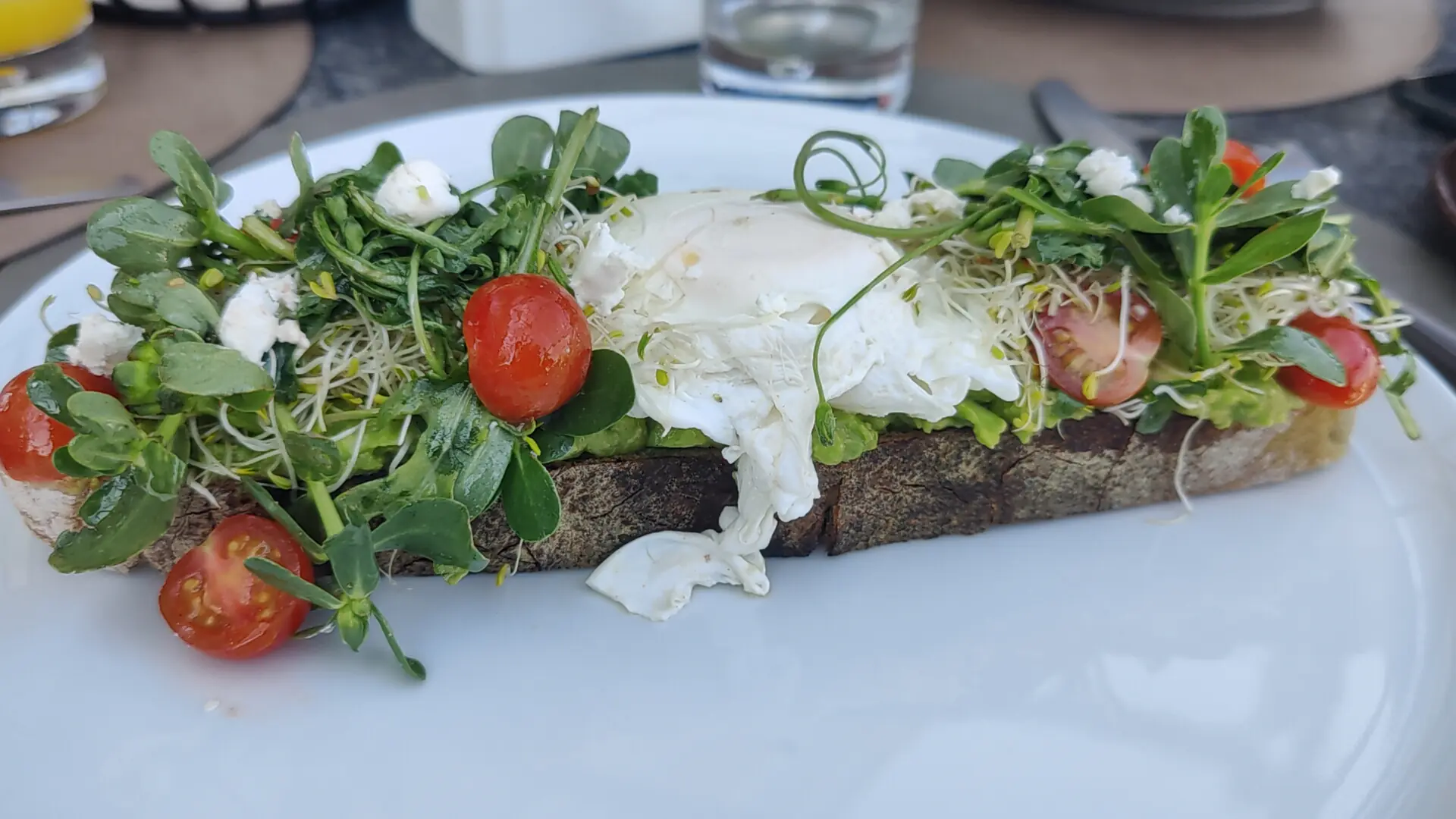 Querida Luna Restaurant image 9