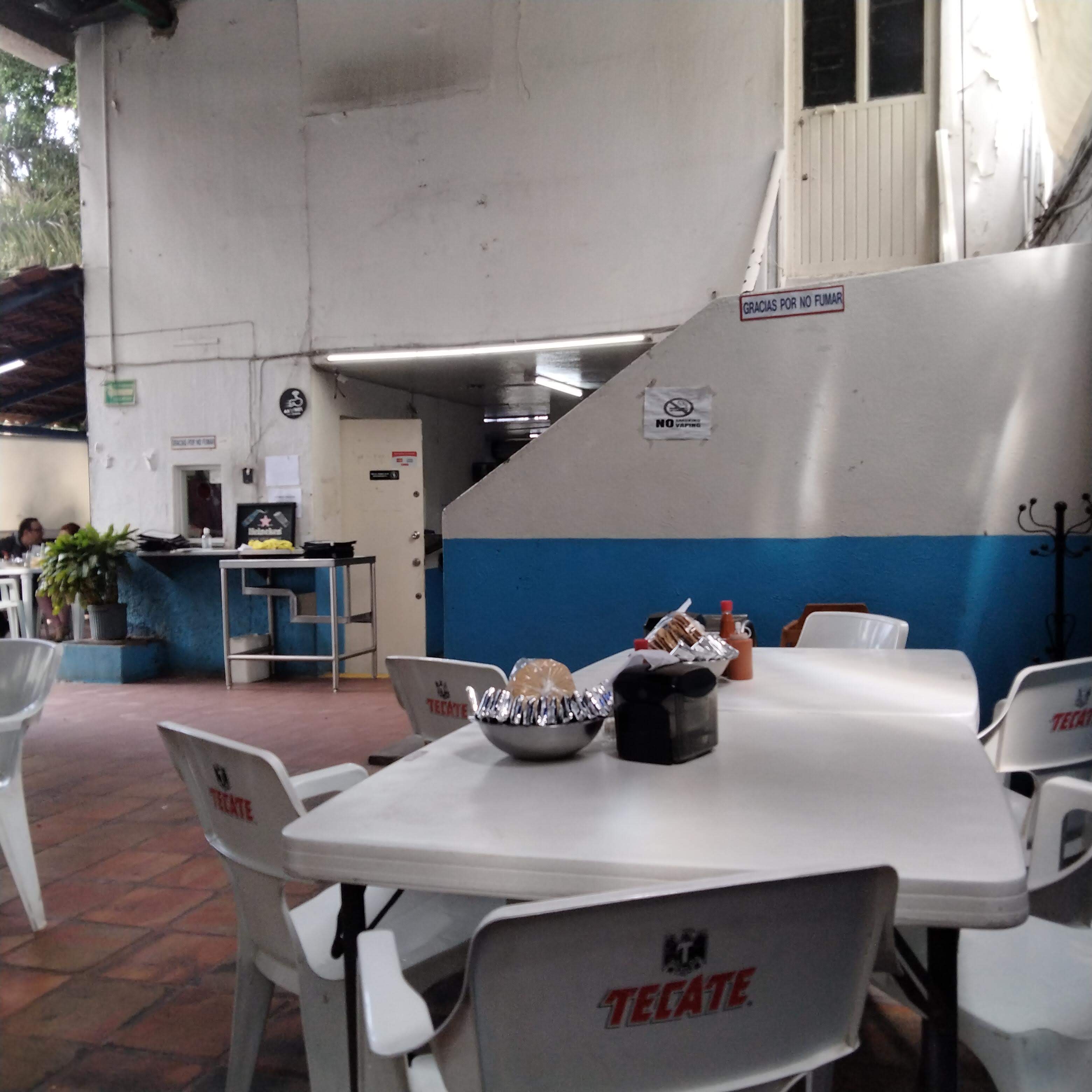 Mariscos El Carnal image 5