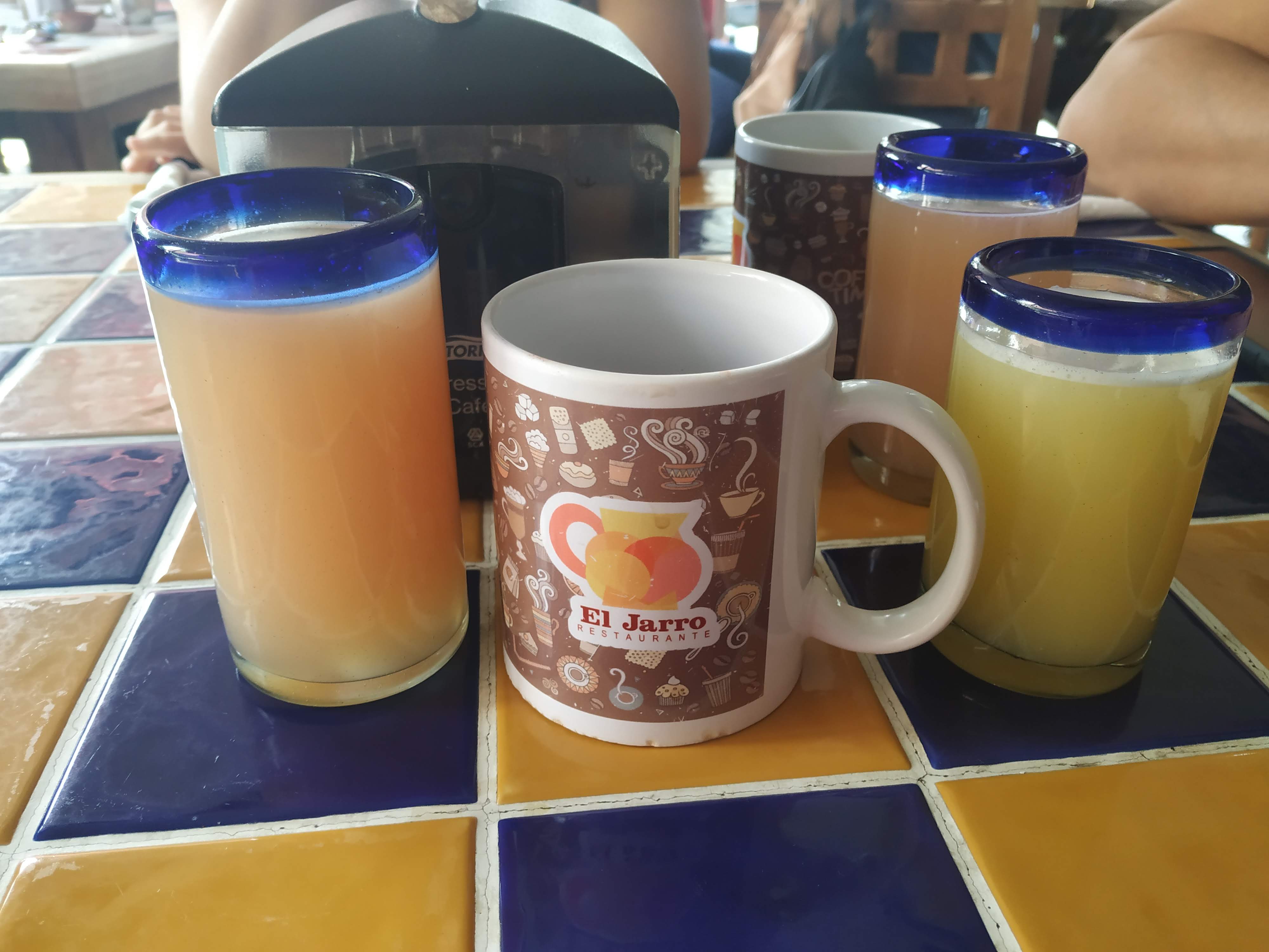 El Jarro Restaurante image 7