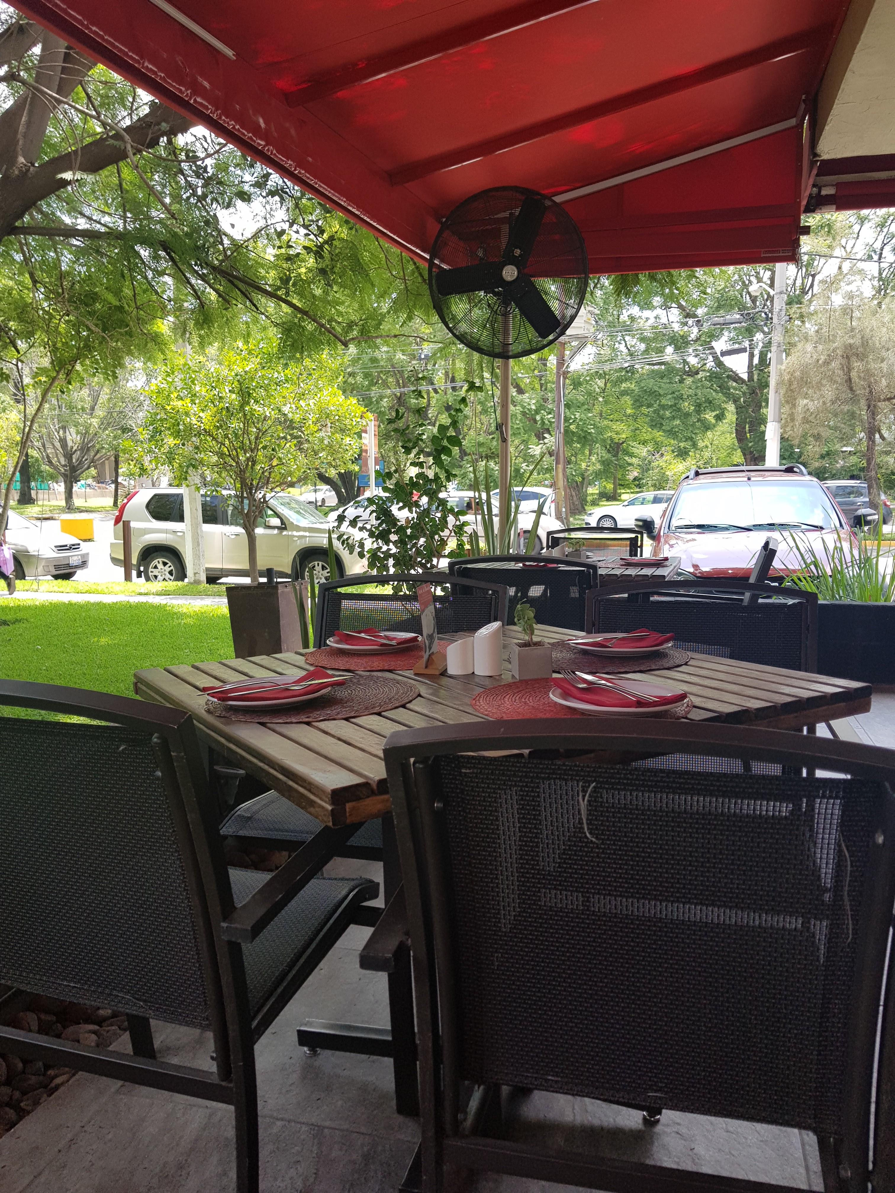 El Juan y El Diego Restaurante image 1