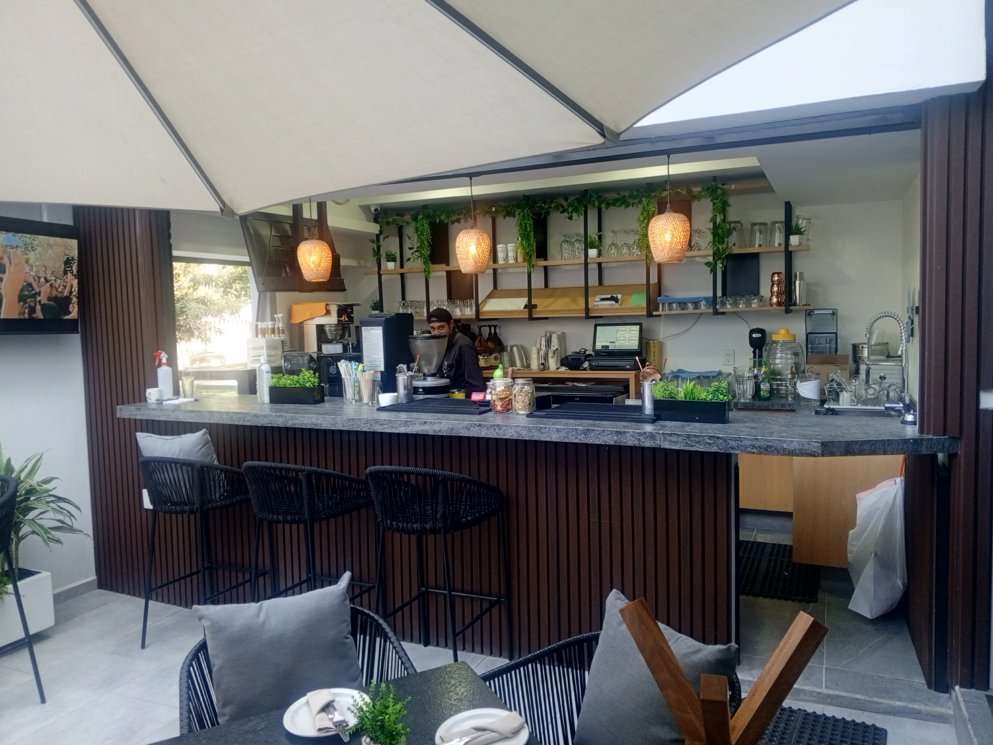 Braine's Restaurant image 5